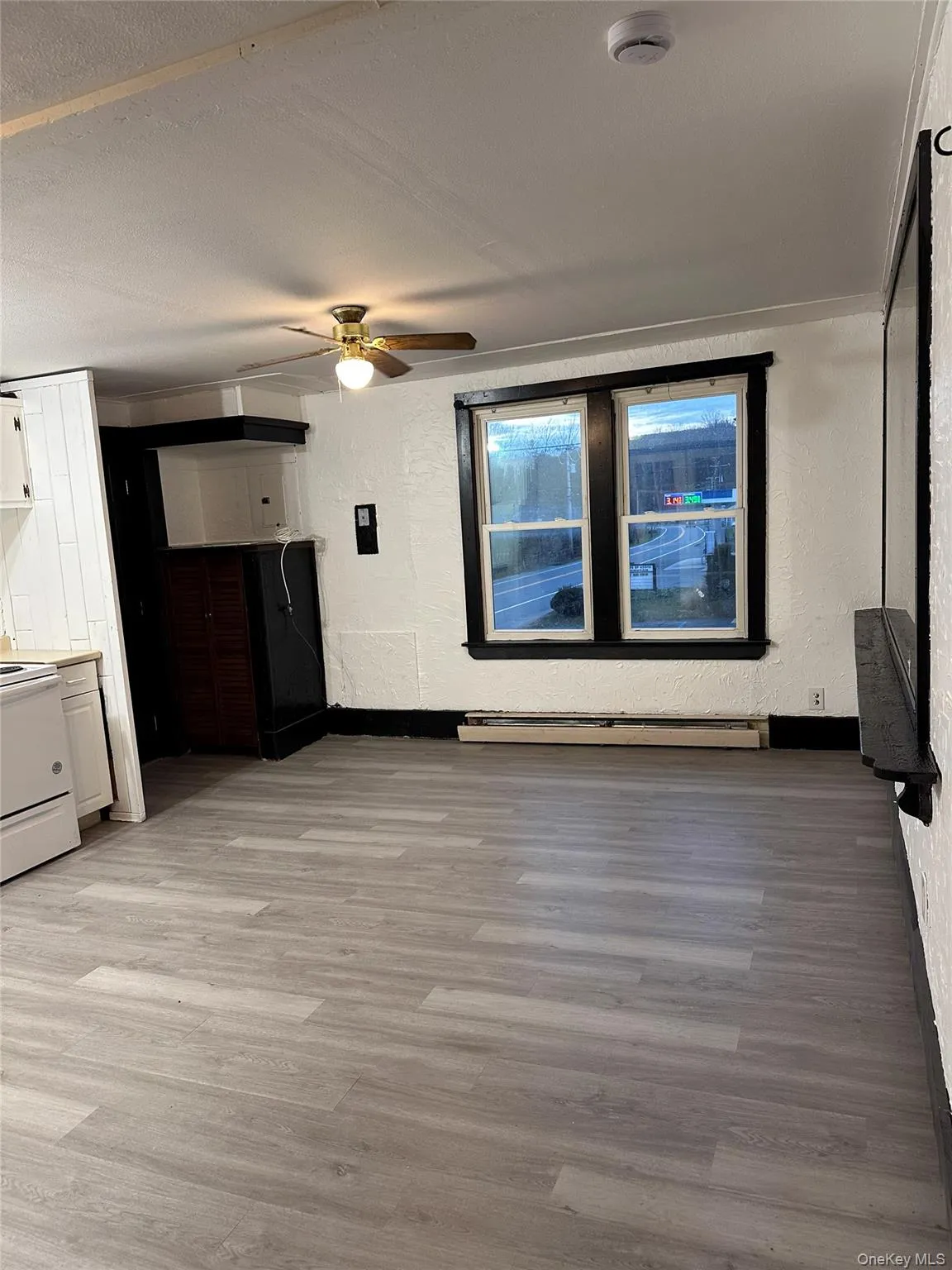 4012 State Route 52, Callicoon, NY, 1 Bedroom Bedrooms, 3 Rooms Rooms,1 BathroomBathrooms,Residential Lease,For Rent,State Route 52,0,980041 4012 State Route 52, Callicoon, NY, 1 Bedroom Bedrooms, 3 Rooms Rooms,1 BathroomBathrooms,Residential Lease,For Rent,State Route 52,0,980041