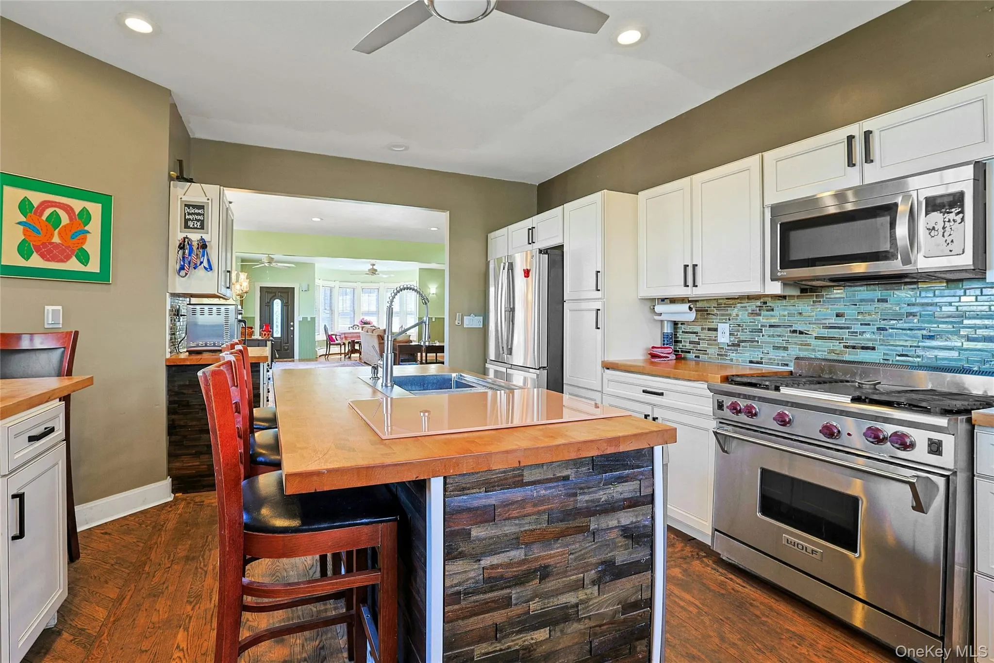 19 Catherine Street, Orangetown, NY, 7 Bedrooms Bedrooms, 20 Rooms Rooms,5 BathroomsBathrooms,Residential,For Rent,Catherine,0,980055 19 Catherine Street, Orangetown, NY, 7 Bedrooms Bedrooms, 20 Rooms Rooms,5 BathroomsBathrooms,Residential,For Rent,Catherine,0,980055