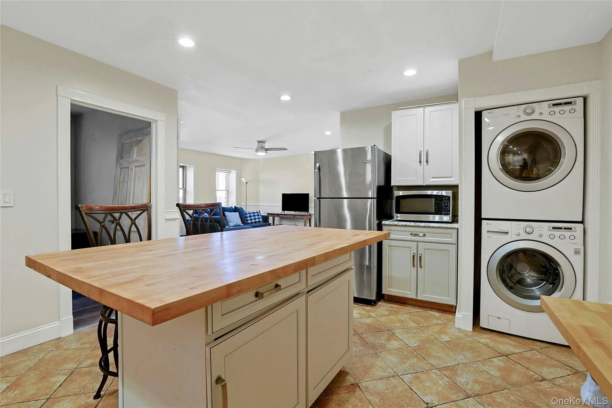 19 Catherine Street, Orangetown, NY, 7 Bedrooms Bedrooms, 20 Rooms Rooms,5 BathroomsBathrooms,Residential,For Rent,Catherine,0,980055 19 Catherine Street, Orangetown, NY, 7 Bedrooms Bedrooms, 20 Rooms Rooms,5 BathroomsBathrooms,Residential,For Rent,Catherine,0,980055