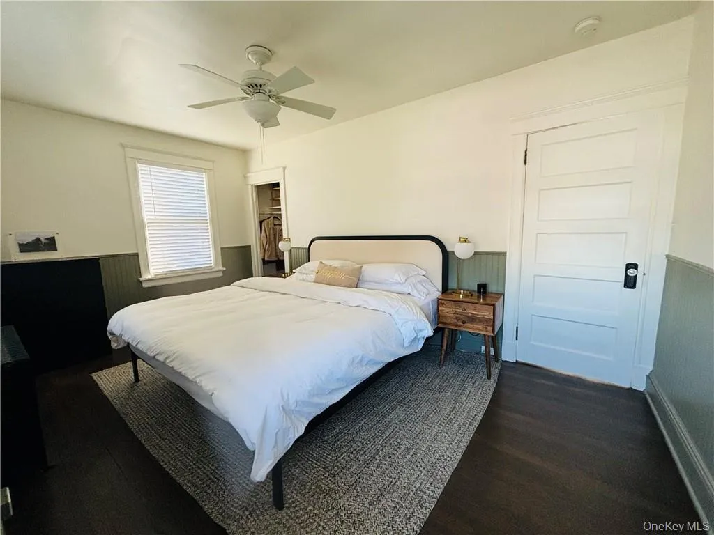 194 Midland Avenue, Orangetown, NY, 3 Bedrooms Bedrooms, 7 Rooms Rooms,1 BathroomBathrooms,Residential Lease,For Rent,Midland,0,980072 194 Midland Avenue, Orangetown, NY, 3 Bedrooms Bedrooms, 7 Rooms Rooms,1 BathroomBathrooms,Residential Lease,For Rent,Midland,0,980072