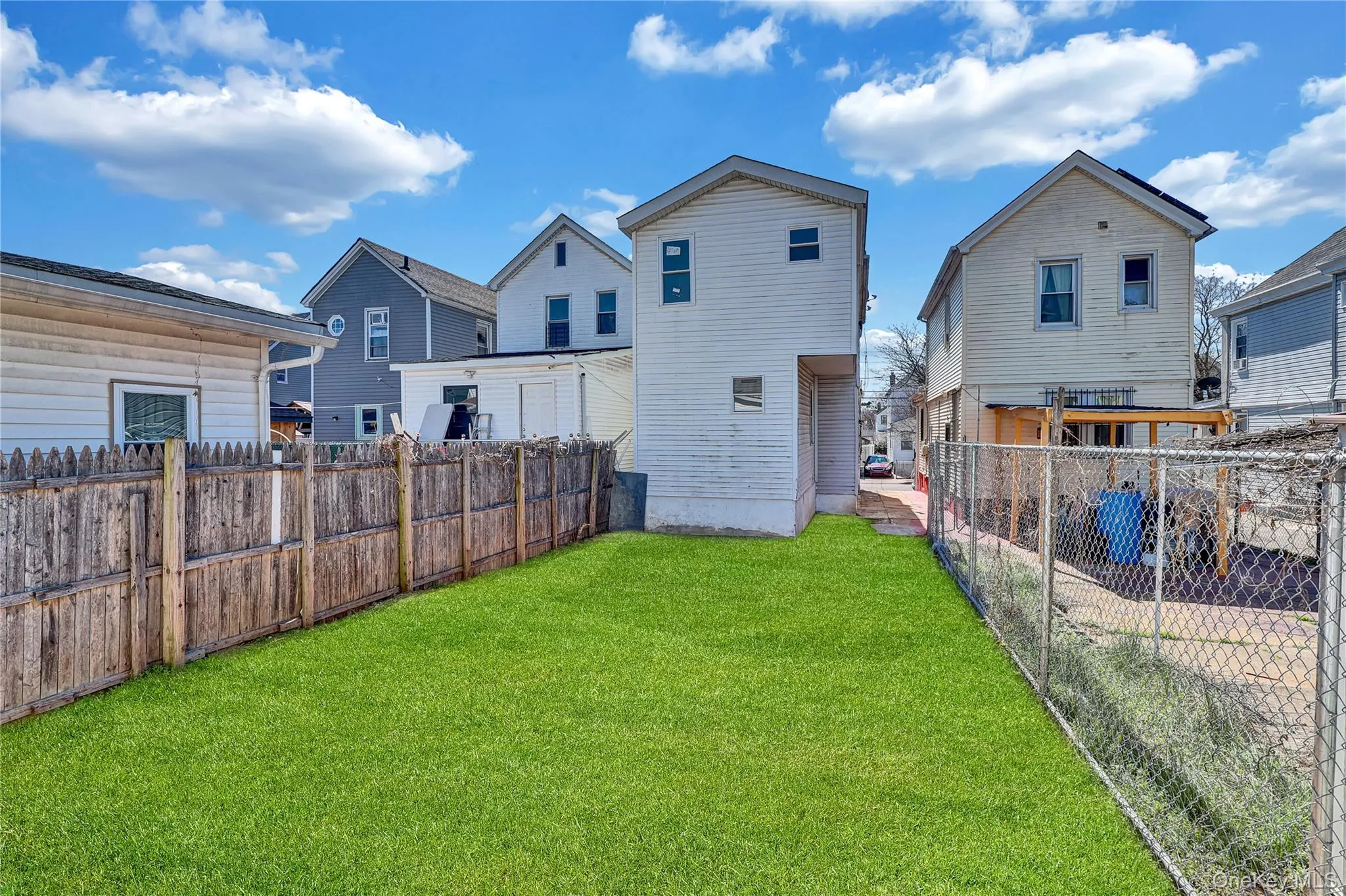 150-81 116th Road, New York, NY, 3 Bedrooms Bedrooms, 6 Rooms Rooms,2 BathroomsBathrooms,Residential,For Rent,116th,0,980073 150-81 116th Road, New York, NY, 3 Bedrooms Bedrooms, 6 Rooms Rooms,2 BathroomsBathrooms,Residential,For Rent,116th,0,980073