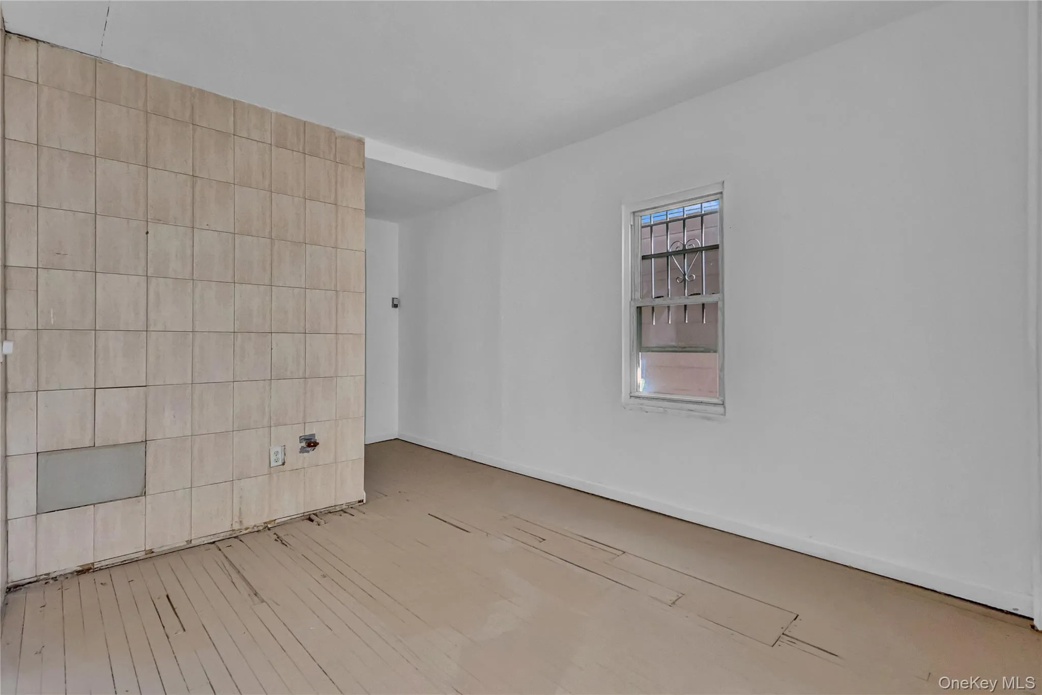 150-81 116th Road, New York, NY, 3 Bedrooms Bedrooms, 6 Rooms Rooms,2 BathroomsBathrooms,Residential,For Rent,116th,0,980073 150-81 116th Road, New York, NY, 3 Bedrooms Bedrooms, 6 Rooms Rooms,2 BathroomsBathrooms,Residential,For Rent,116th,0,980073