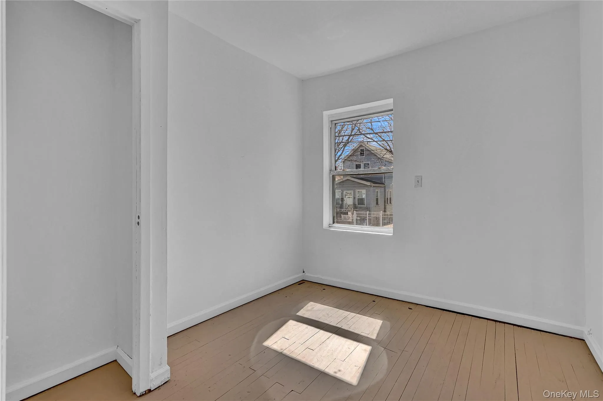 150-81 116th Road, New York, NY, 3 Bedrooms Bedrooms, 6 Rooms Rooms,2 BathroomsBathrooms,Residential,For Rent,116th,0,980073 150-81 116th Road, New York, NY, 3 Bedrooms Bedrooms, 6 Rooms Rooms,2 BathroomsBathrooms,Residential,For Rent,116th,0,980073