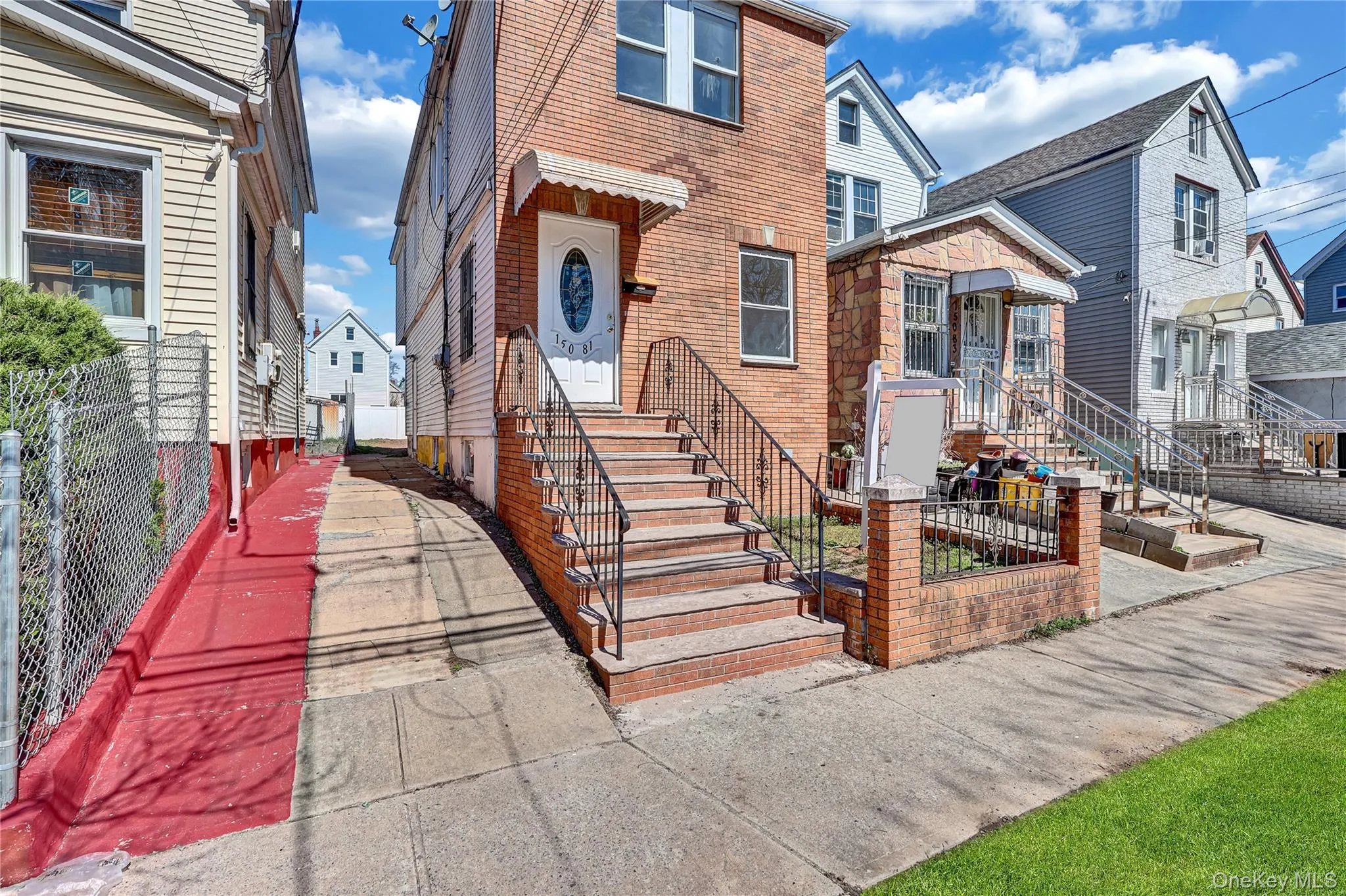 150-81 116th Road, New York, NY, 3 Bedrooms Bedrooms, 6 Rooms Rooms,2 BathroomsBathrooms,Residential,For Rent,116th,0,980073 150-81 116th Road, New York, NY, 3 Bedrooms Bedrooms, 6 Rooms Rooms,2 BathroomsBathrooms,Residential,For Rent,116th,0,980073