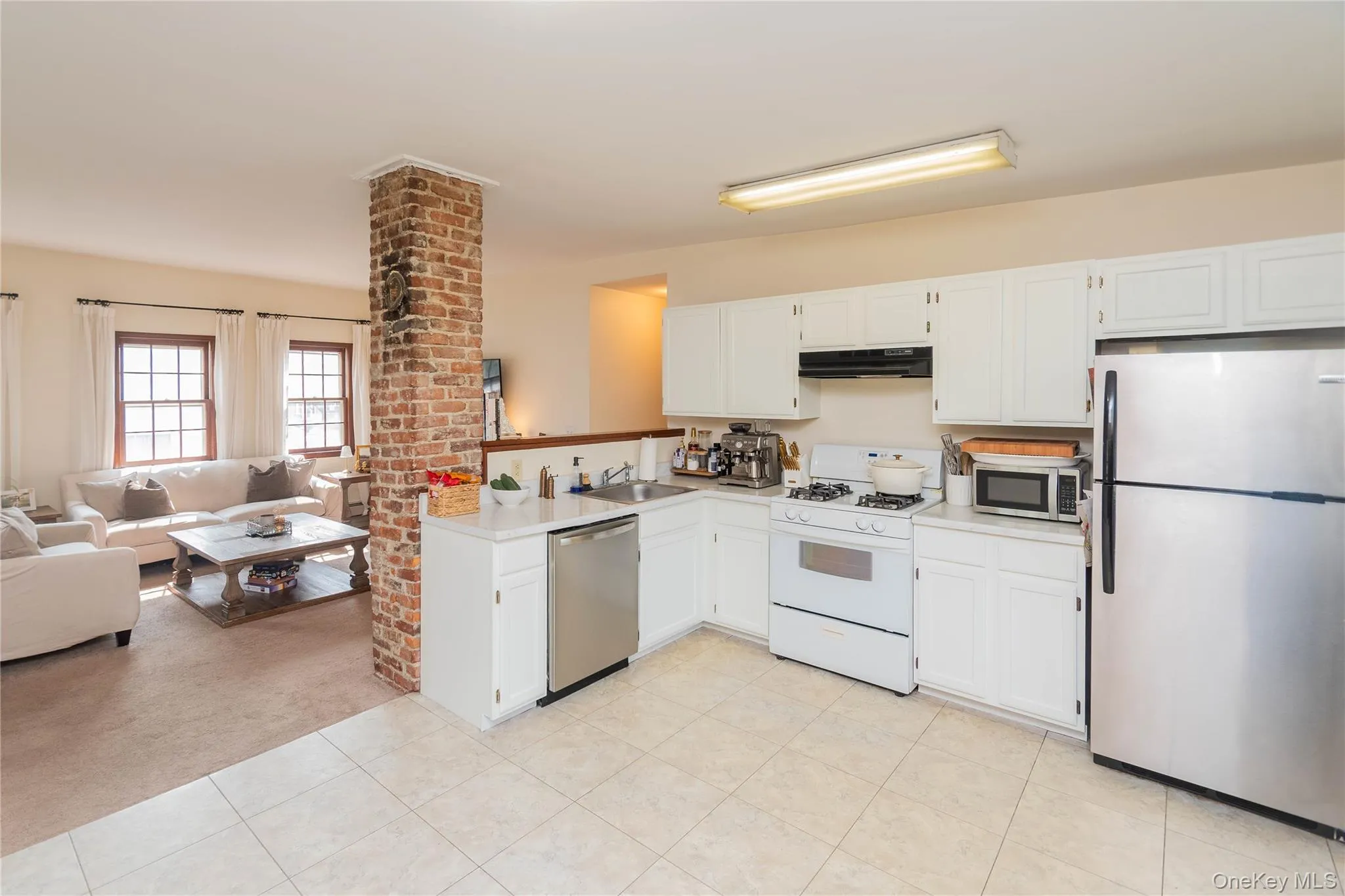 102 Ward Street, Montgomery, NY, 2 Bedrooms Bedrooms, 5 Rooms Rooms,1 BathroomBathrooms,Residential Lease,For Rent,Ward,0,980077 102 Ward Street, Montgomery, NY, 2 Bedrooms Bedrooms, 5 Rooms Rooms,1 BathroomBathrooms,Residential Lease,For Rent,Ward,0,980077