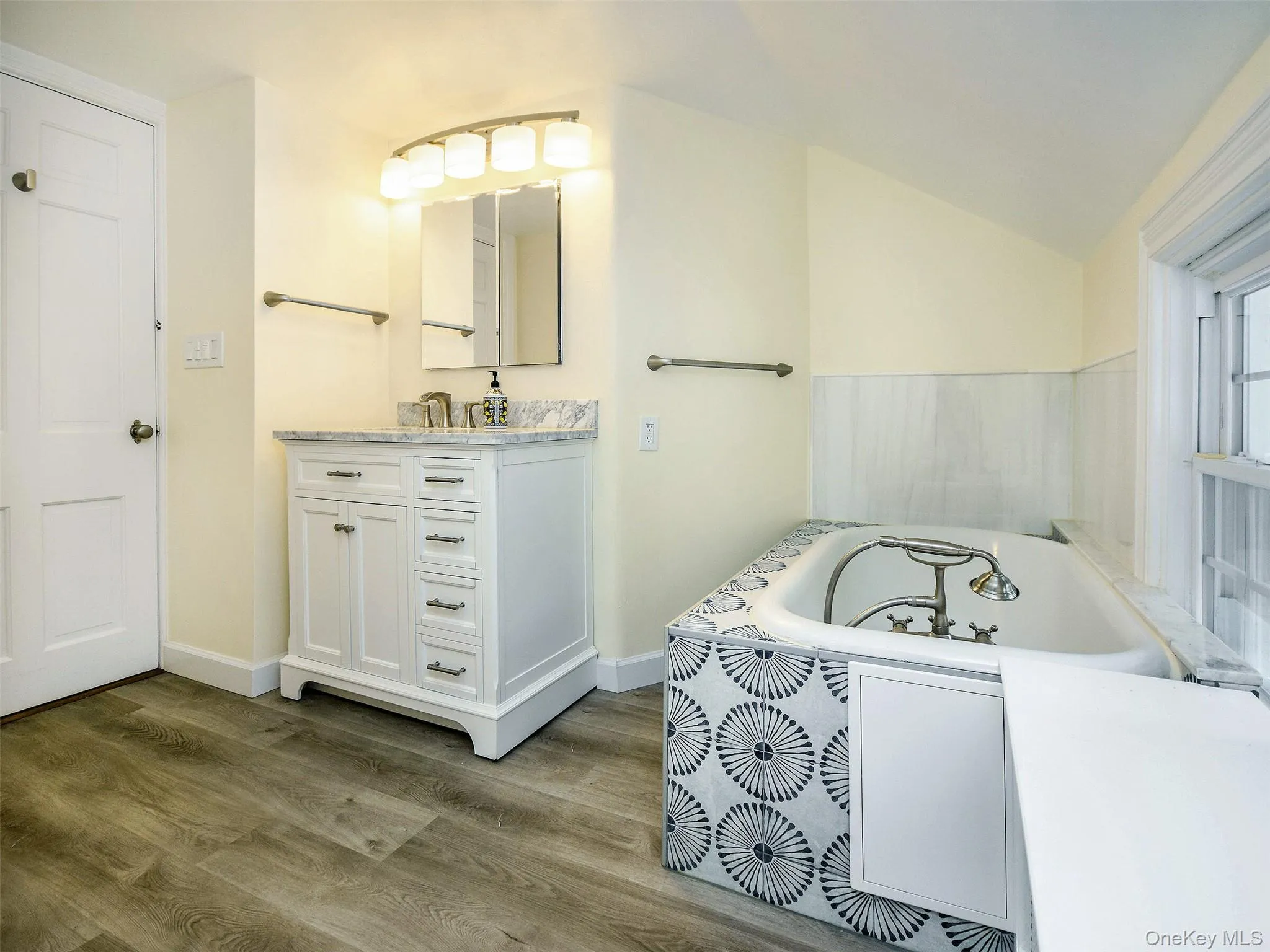 Upstairs Primary Bath Upstairs Primary Bath