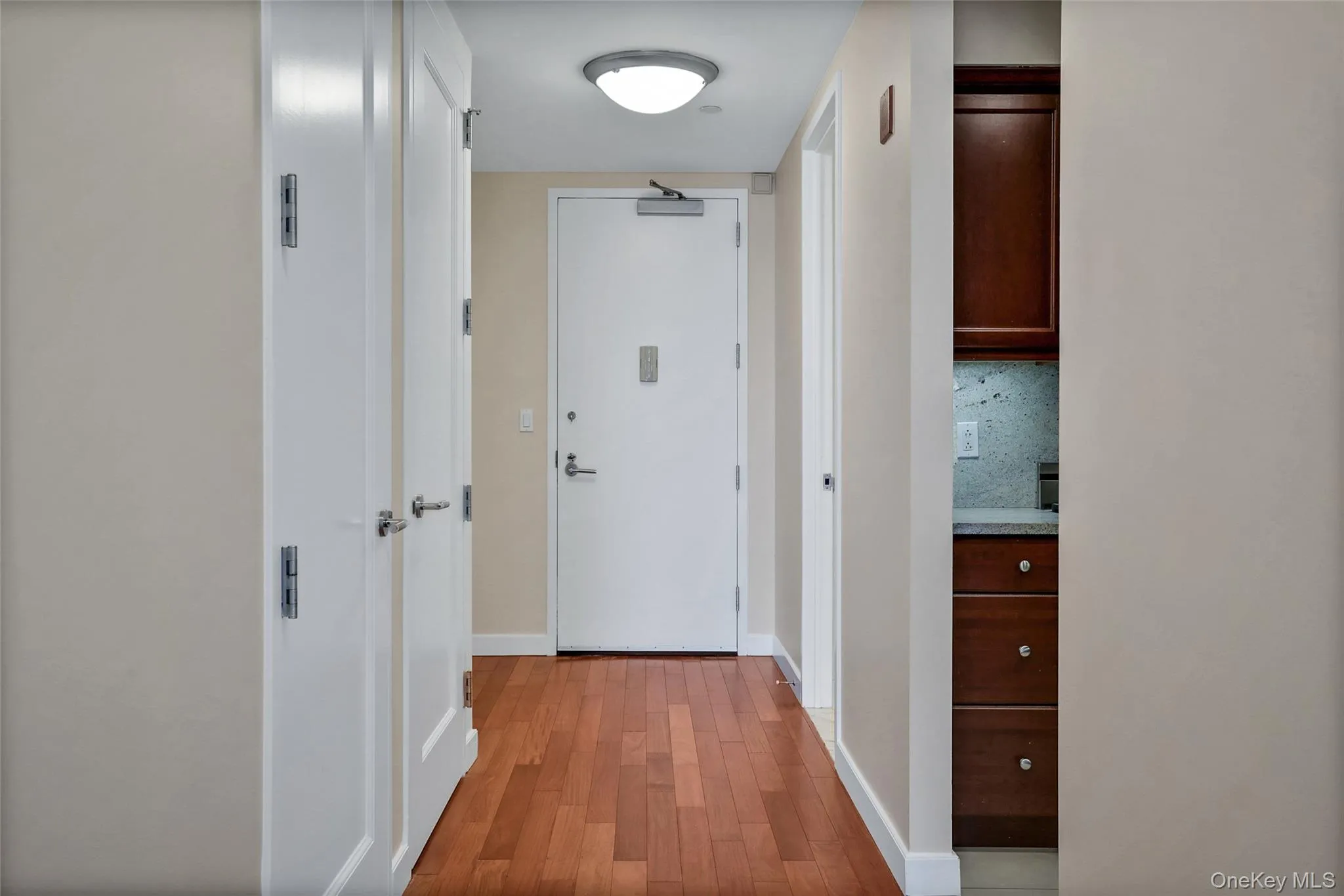10 City Place, White Plains, NY, 2 Bedrooms Bedrooms, 7 Rooms Rooms,2 BathroomsBathrooms,Residential Lease,For Rent,City,0,980107 10 City Place, White Plains, NY, 2 Bedrooms Bedrooms, 7 Rooms Rooms,2 BathroomsBathrooms,Residential Lease,For Rent,City,0,980107