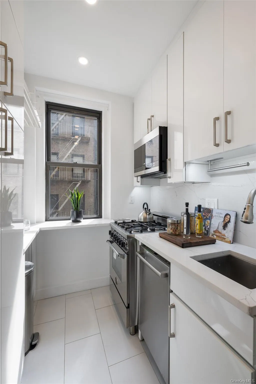 350 Cabrini Boulevard, New York, NY, 1 Bedroom Bedrooms, 4 Rooms Rooms,1 BathroomBathrooms,Residential,For Rent,Cabrini,0,980111 350 Cabrini Boulevard, New York, NY, 1 Bedroom Bedrooms, 4 Rooms Rooms,1 BathroomBathrooms,Residential,For Rent,Cabrini,0,980111