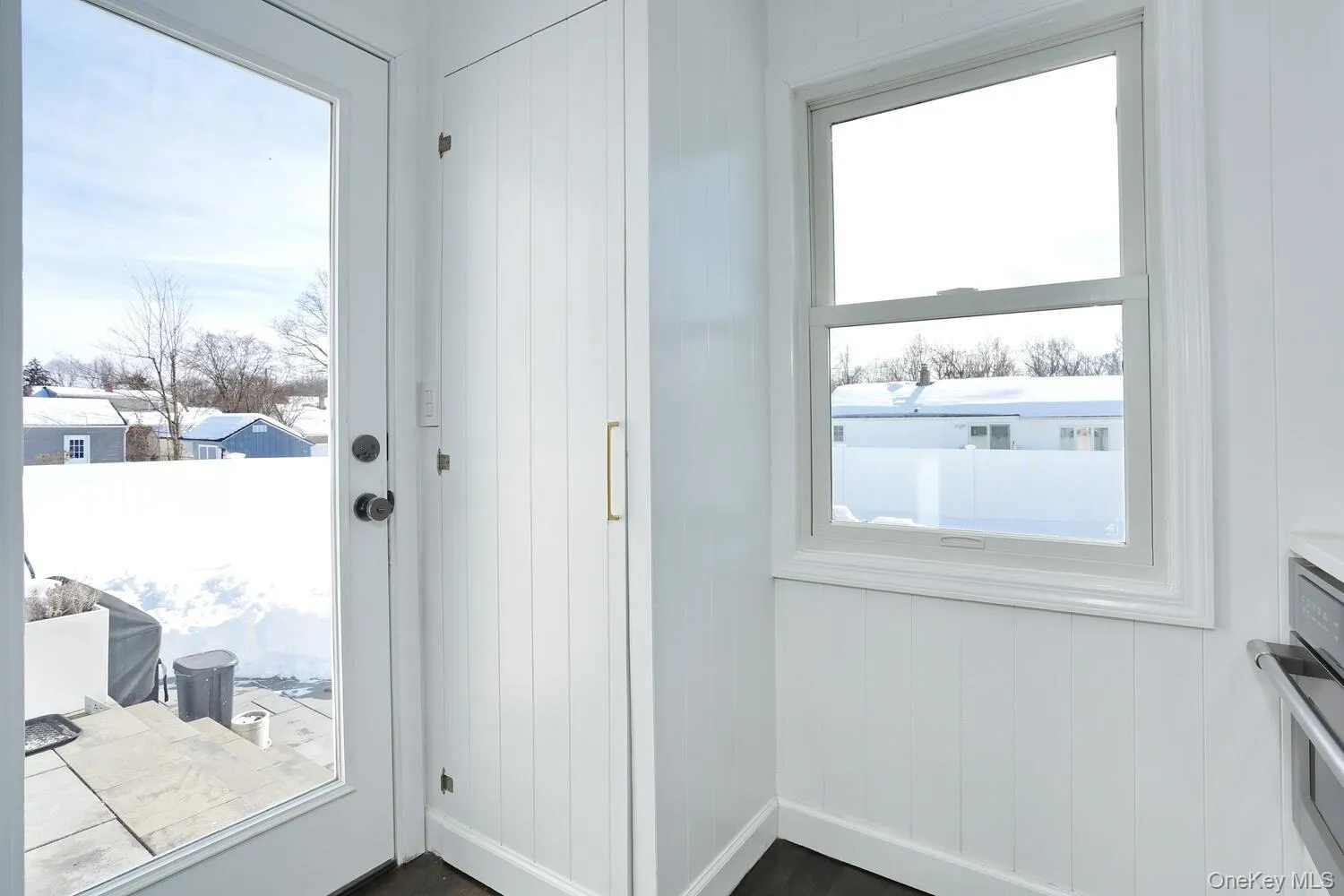 42 Main Street, Stony Point, NY, 4 Bedrooms Bedrooms, 8 Rooms Rooms,2 BathroomsBathrooms,Residential Lease,For Rent,Main,0,980113 42 Main Street, Stony Point, NY, 4 Bedrooms Bedrooms, 8 Rooms Rooms,2 BathroomsBathrooms,Residential Lease,For Rent,Main,0,980113