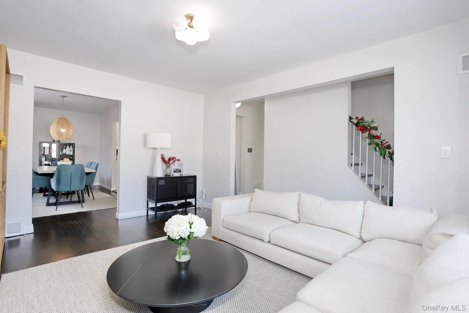 42 Main Street, Stony Point, NY, 4 Bedrooms Bedrooms, 8 Rooms Rooms,2 BathroomsBathrooms,Residential Lease,For Rent,Main,0,980113 42 Main Street, Stony Point, NY, 4 Bedrooms Bedrooms, 8 Rooms Rooms,2 BathroomsBathrooms,Residential Lease,For Rent,Main,0,980113