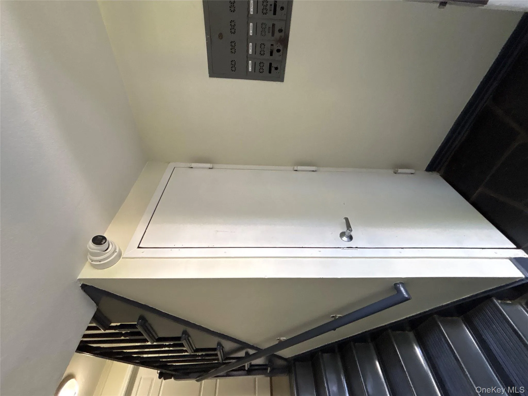 Door to shared laundry room Door to shared laundry room