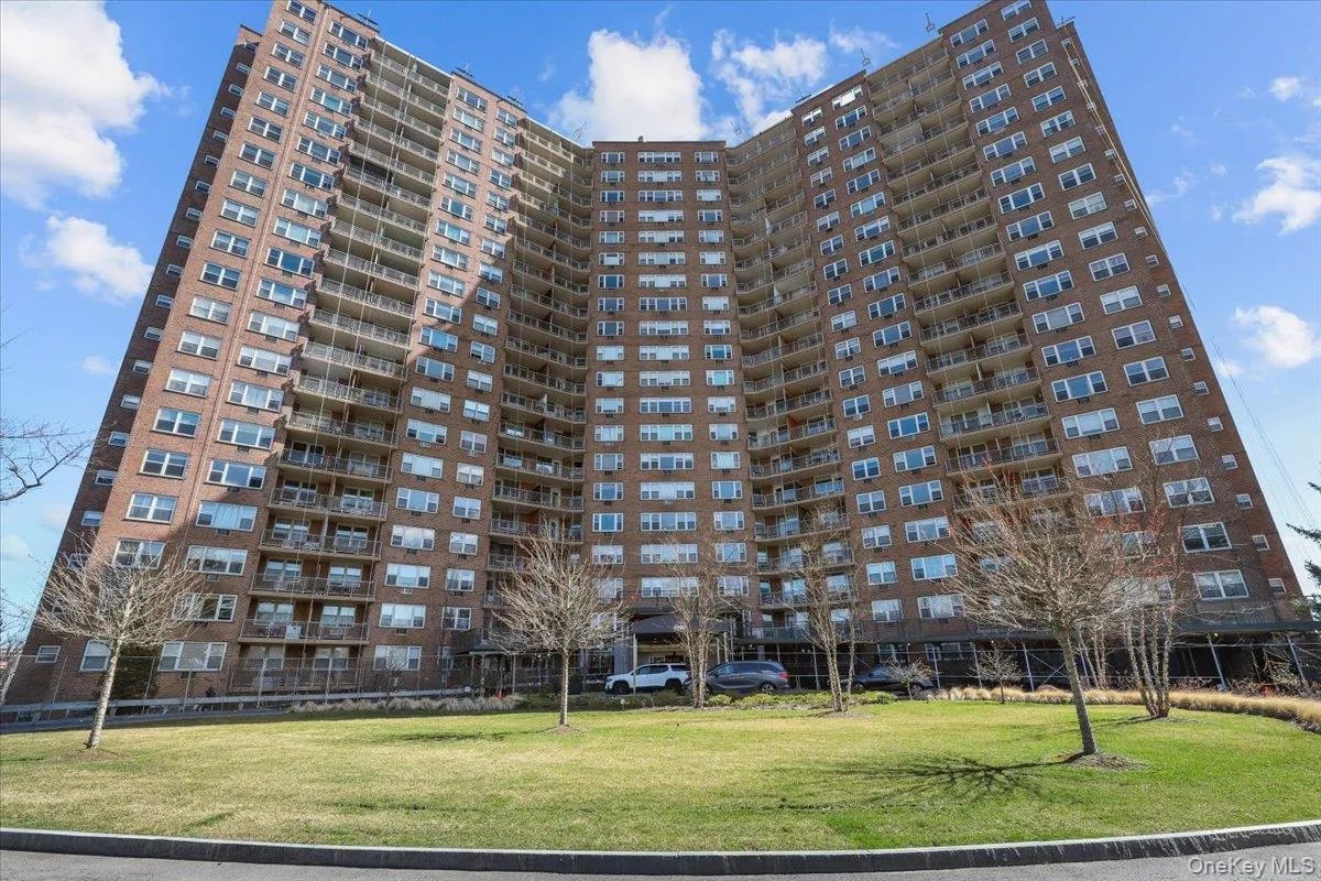 5900 Arlington Avenue, New York, NY, 1 Bedroom Bedrooms, 3 Rooms Rooms,1 BathroomBathrooms,Residential Sale,For Rent,Arlington,0,980130 5900 Arlington Avenue, New York, NY, 1 Bedroom Bedrooms, 3 Rooms Rooms,1 BathroomBathrooms,Residential Sale,For Rent,Arlington,0,980130