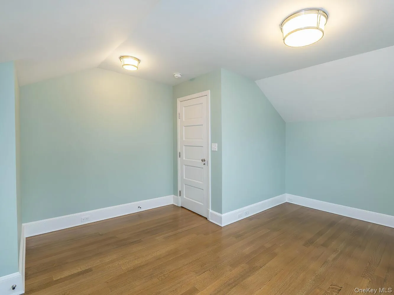 29 Birch Street, Oyster Bay, NY, 4 Bedrooms Bedrooms, 10 Rooms Rooms,4 BathroomsBathrooms,Residential Lease,For Rent,Birch,0,980148 29 Birch Street, Oyster Bay, NY, 4 Bedrooms Bedrooms, 10 Rooms Rooms,4 BathroomsBathrooms,Residential Lease,For Rent,Birch,0,980148