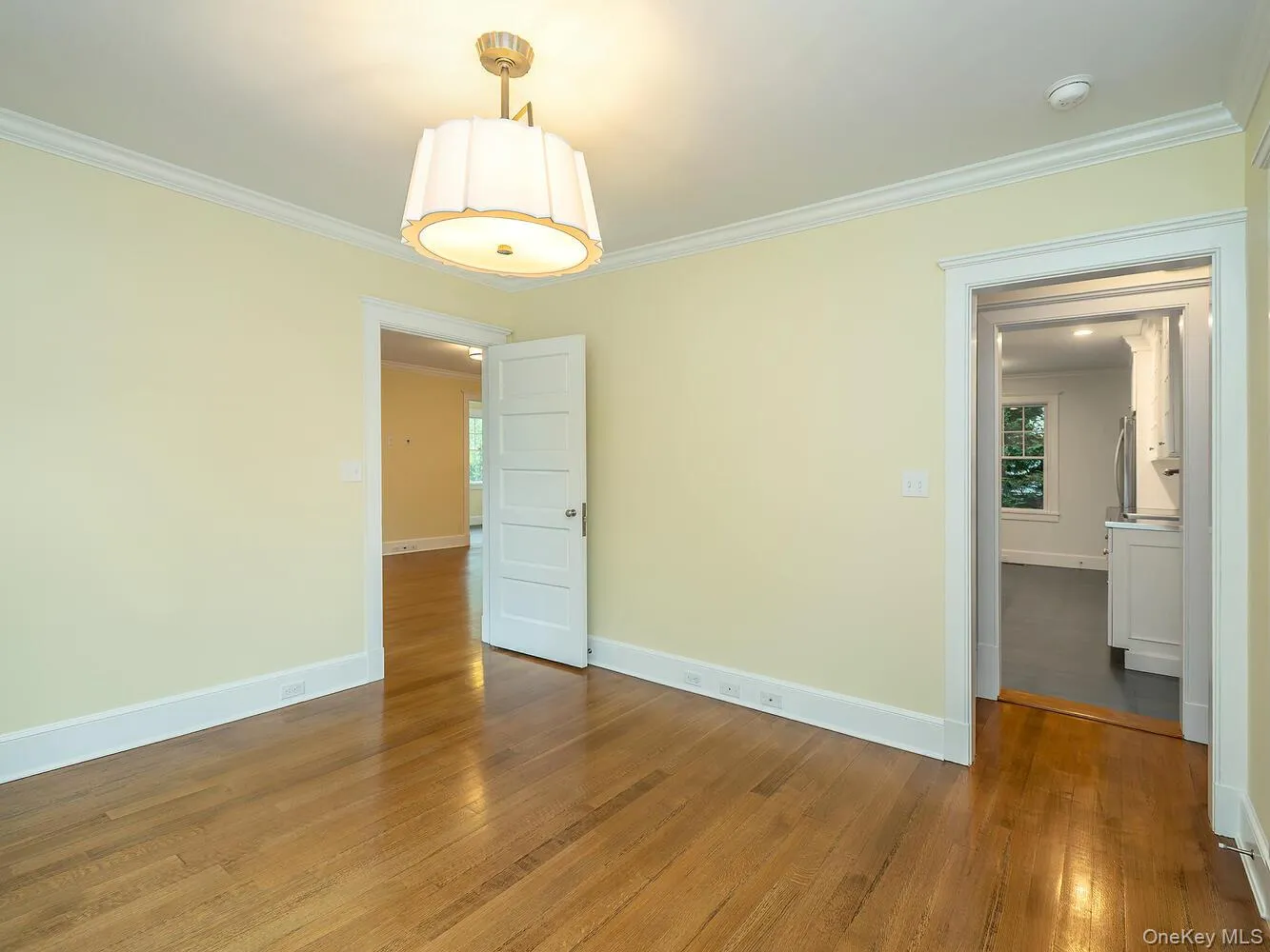 29 Birch Street, Oyster Bay, NY, 4 Bedrooms Bedrooms, 10 Rooms Rooms,4 BathroomsBathrooms,Residential Lease,For Rent,Birch,0,980148 29 Birch Street, Oyster Bay, NY, 4 Bedrooms Bedrooms, 10 Rooms Rooms,4 BathroomsBathrooms,Residential Lease,For Rent,Birch,0,980148