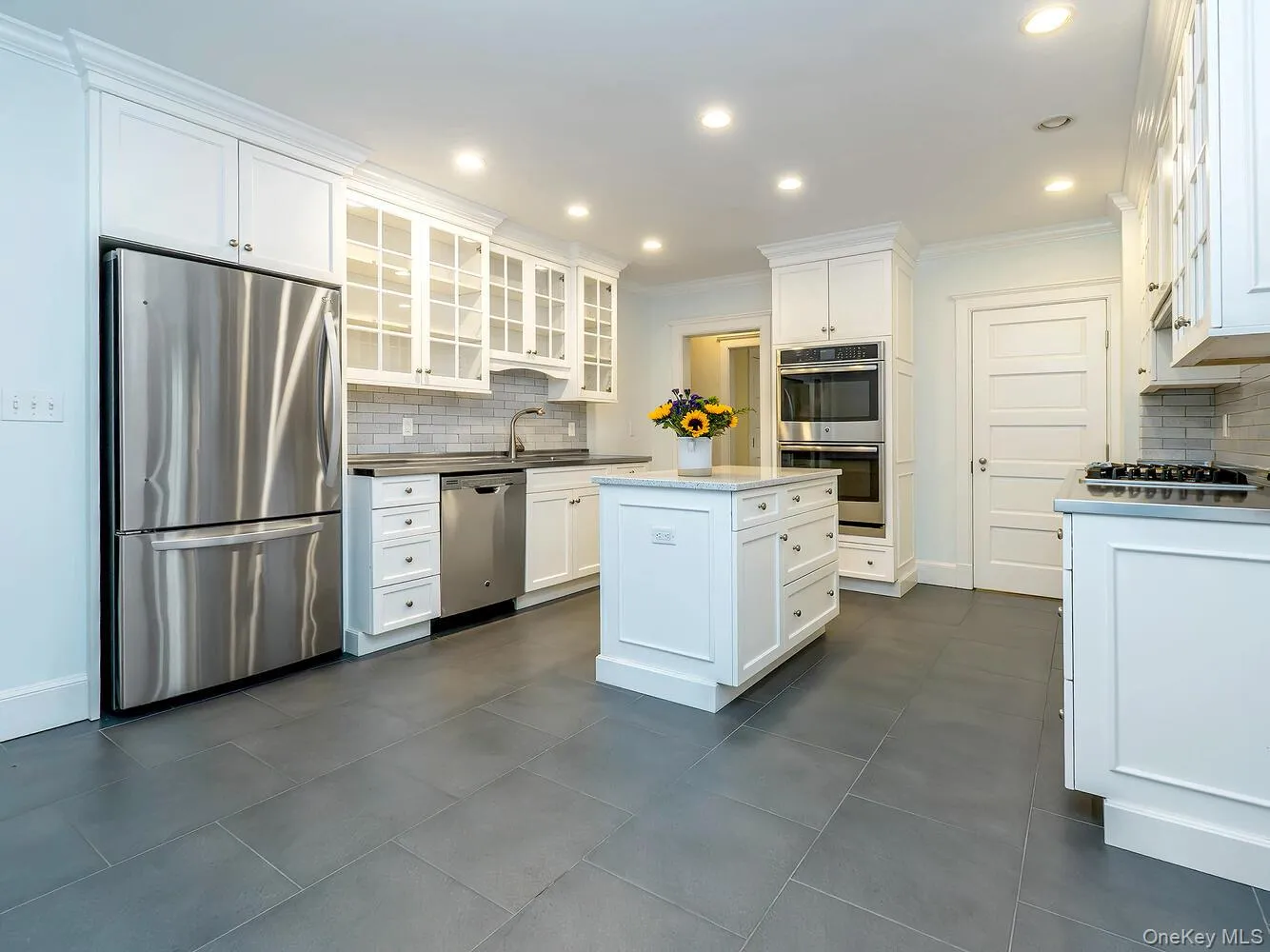 29 Birch Street, Oyster Bay, NY, 4 Bedrooms Bedrooms, 10 Rooms Rooms,4 BathroomsBathrooms,Residential Lease,For Rent,Birch,0,980148 29 Birch Street, Oyster Bay, NY, 4 Bedrooms Bedrooms, 10 Rooms Rooms,4 BathroomsBathrooms,Residential Lease,For Rent,Birch,0,980148