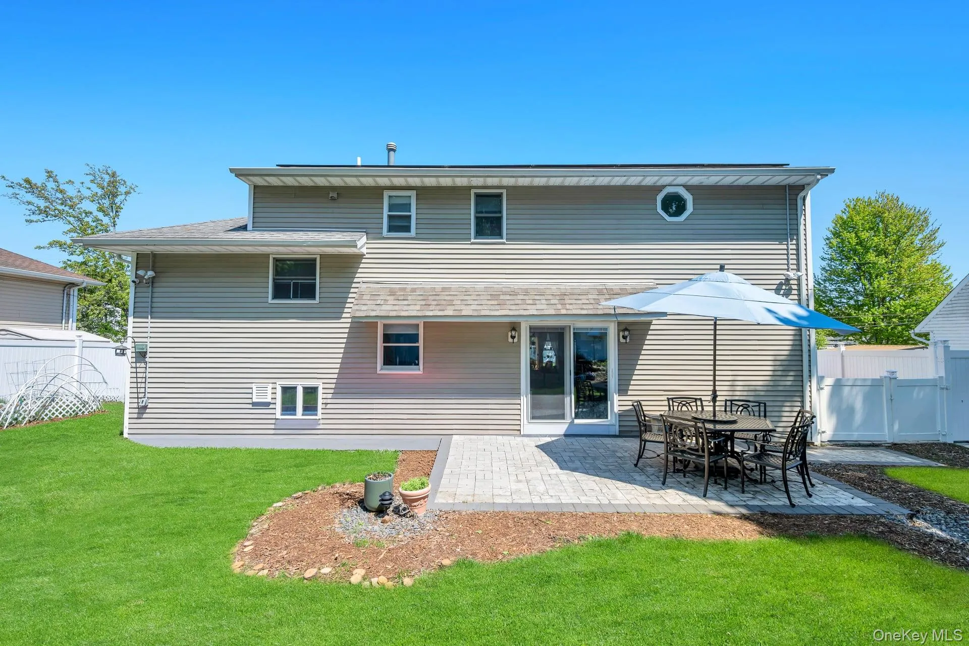 33 Wiltshire Drive, Huntington, NY, 4 Bedrooms Bedrooms, 9 Rooms Rooms,2 BathroomsBathrooms,Residential,For Rent,Wiltshire,0,980165 33 Wiltshire Drive, Huntington, NY, 4 Bedrooms Bedrooms, 9 Rooms Rooms,2 BathroomsBathrooms,Residential,For Rent,Wiltshire,0,980165
