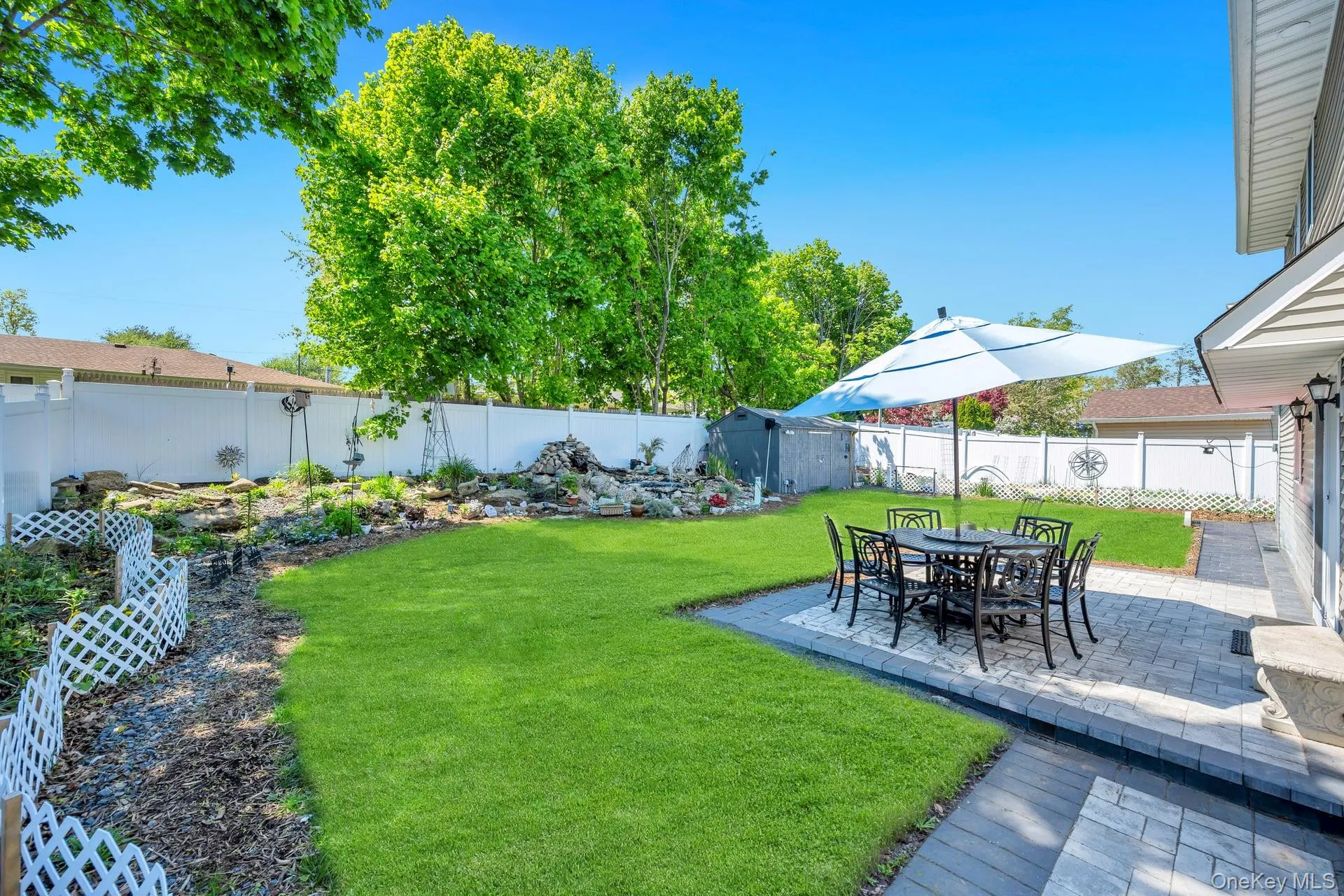 33 Wiltshire Drive, Huntington, NY, 4 Bedrooms Bedrooms, 9 Rooms Rooms,2 BathroomsBathrooms,Residential,For Rent,Wiltshire,0,980165 33 Wiltshire Drive, Huntington, NY, 4 Bedrooms Bedrooms, 9 Rooms Rooms,2 BathroomsBathrooms,Residential,For Rent,Wiltshire,0,980165