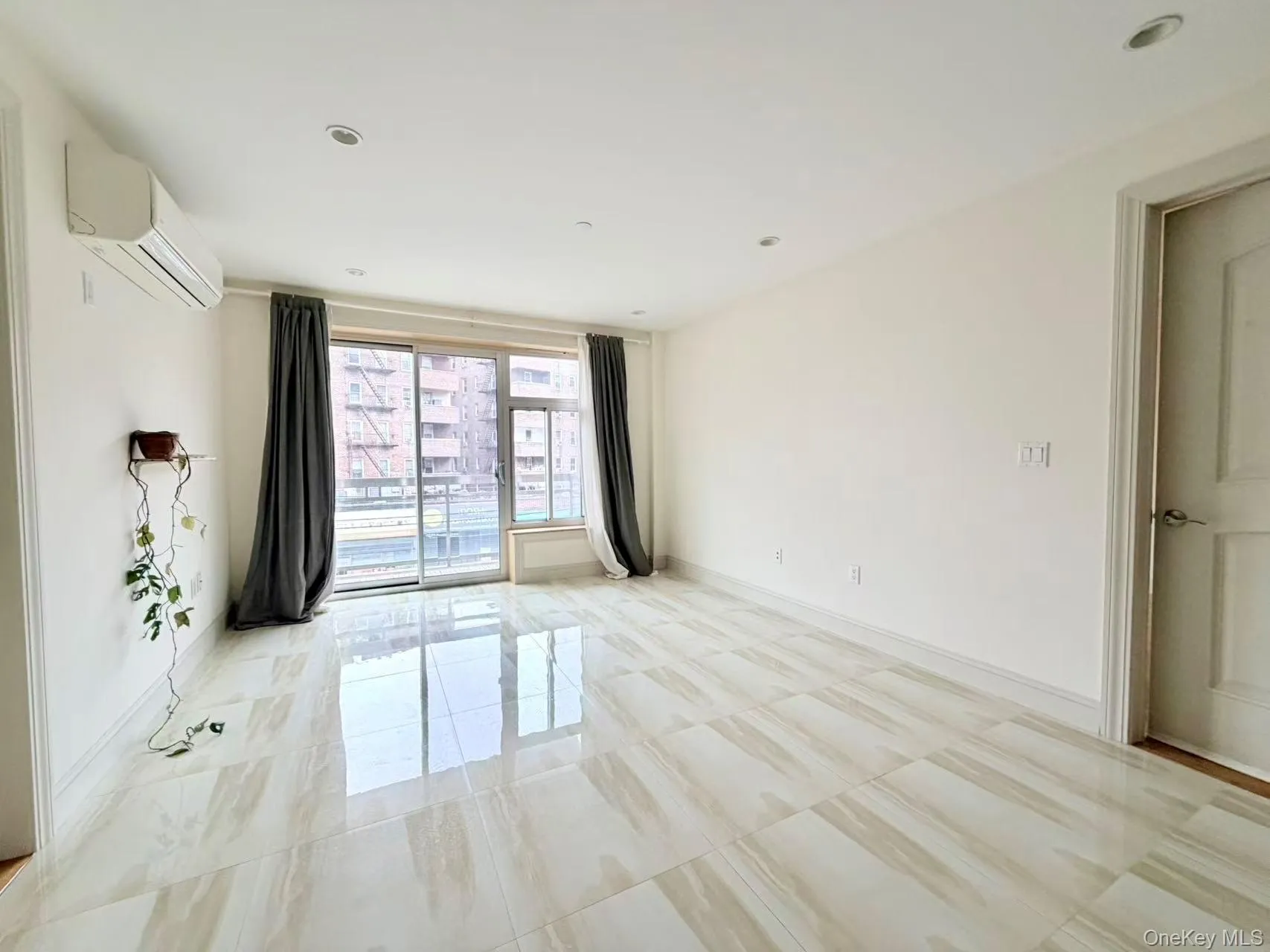 65-38 Austin Street, New York, NY, 2 Bedrooms Bedrooms, 5 Rooms Rooms,2 BathroomsBathrooms,Residential,For Rent,Austin,0,980168 65-38 Austin Street, New York, NY, 2 Bedrooms Bedrooms, 5 Rooms Rooms,2 BathroomsBathrooms,Residential,For Rent,Austin,0,980168