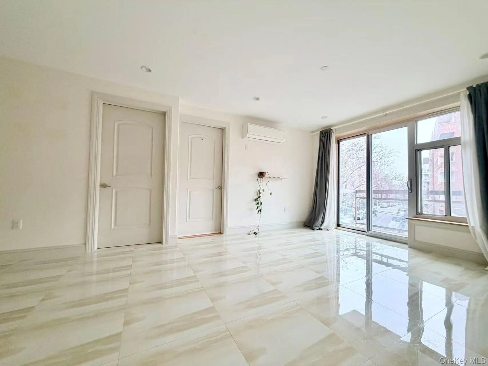 65-38 Austin Street, New York, NY, 2 Bedrooms Bedrooms, 5 Rooms Rooms,2 BathroomsBathrooms,Residential,For Rent,Austin,0,980168 65-38 Austin Street, New York, NY, 2 Bedrooms Bedrooms, 5 Rooms Rooms,2 BathroomsBathrooms,Residential,For Rent,Austin,0,980168