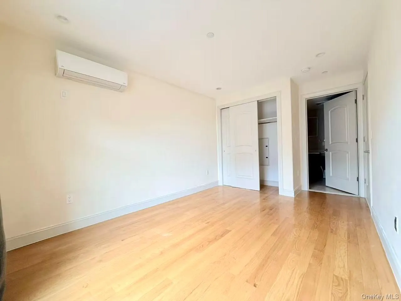 65-38 Austin Street, New York, NY, 2 Bedrooms Bedrooms, 5 Rooms Rooms,2 BathroomsBathrooms,Residential,For Rent,Austin,0,980168 65-38 Austin Street, New York, NY, 2 Bedrooms Bedrooms, 5 Rooms Rooms,2 BathroomsBathrooms,Residential,For Rent,Austin,0,980168