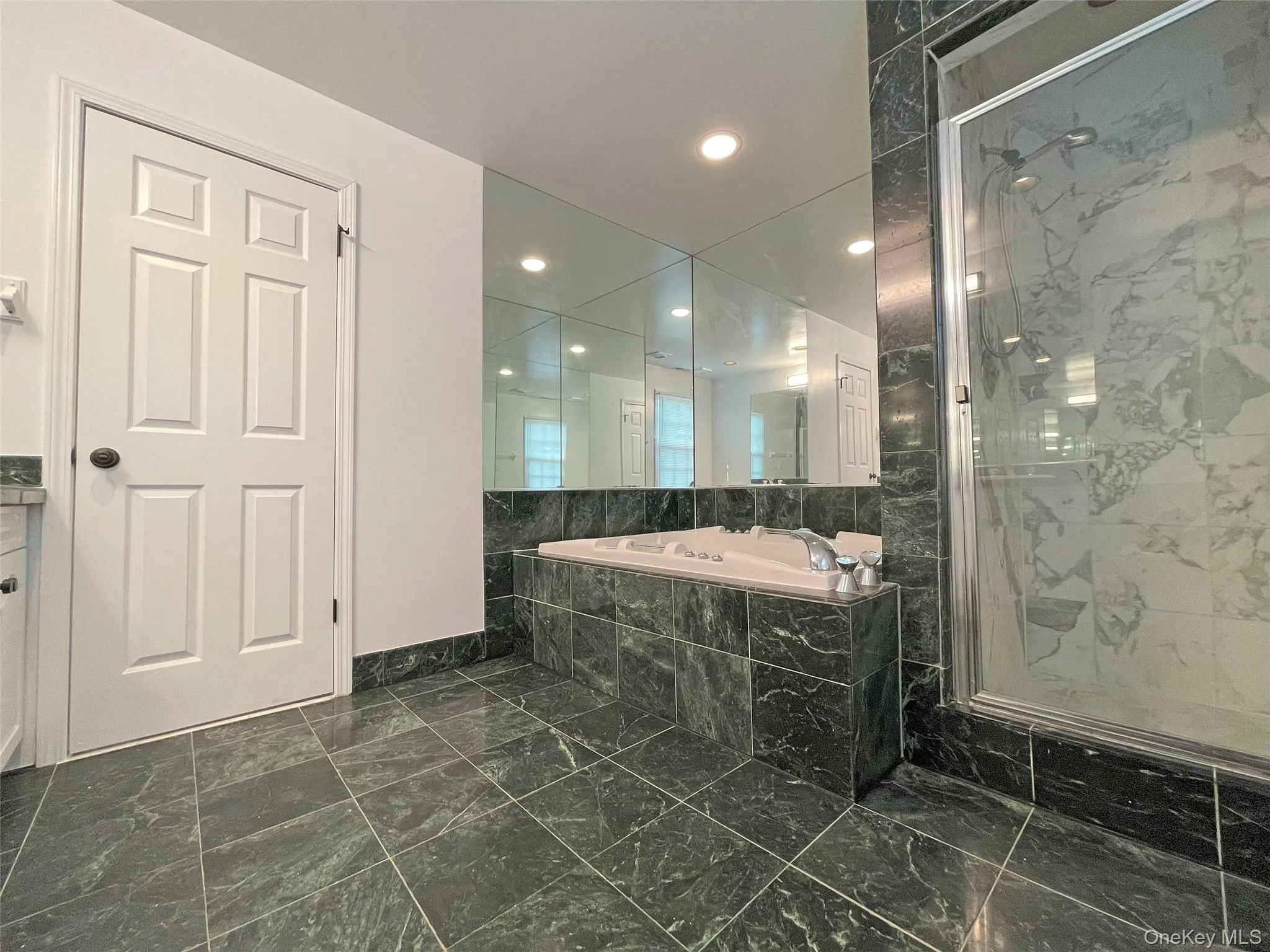 28 Home Place, Greenwich, CT, 3 Bedrooms Bedrooms, 6 Rooms Rooms,2 BathroomsBathrooms,Residential Lease,For Rent,Home Place,0,980189 28 Home Place, Greenwich, CT, 3 Bedrooms Bedrooms, 6 Rooms Rooms,2 BathroomsBathrooms,Residential Lease,For Rent,Home Place,0,980189