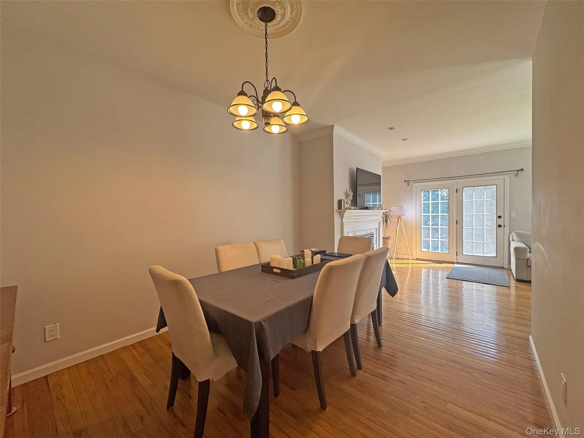 28 Home Place, Greenwich, CT, 3 Bedrooms Bedrooms, 6 Rooms Rooms,2 BathroomsBathrooms,Residential Lease,For Rent,Home Place,0,980189 28 Home Place, Greenwich, CT, 3 Bedrooms Bedrooms, 6 Rooms Rooms,2 BathroomsBathrooms,Residential Lease,For Rent,Home Place,0,980189