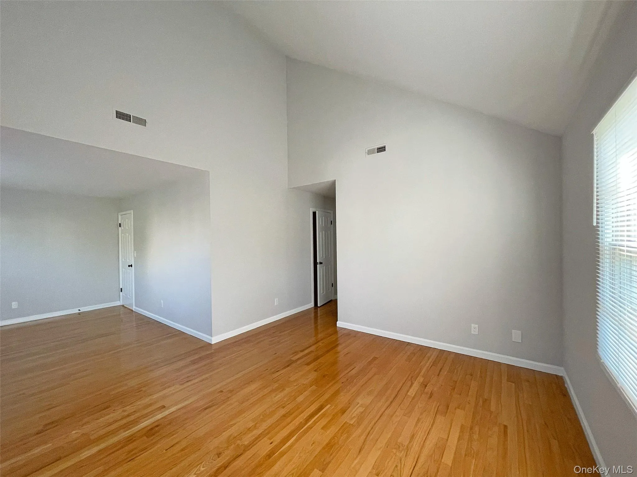 28 Home Place, Greenwich, CT, 3 Bedrooms Bedrooms, 6 Rooms Rooms,2 BathroomsBathrooms,Residential Lease,For Rent,Home Place,0,980189 28 Home Place, Greenwich, CT, 3 Bedrooms Bedrooms, 6 Rooms Rooms,2 BathroomsBathrooms,Residential Lease,For Rent,Home Place,0,980189