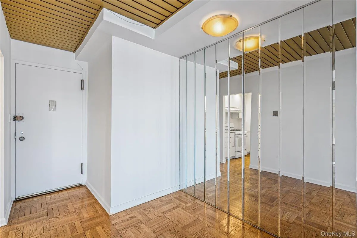 18-15 215th Street, New York, NY, 1 Bedroom Bedrooms, 3 Rooms Rooms,1 BathroomBathrooms,Residential Sale,For Rent,215th,0,980191 18-15 215th Street, New York, NY, 1 Bedroom Bedrooms, 3 Rooms Rooms,1 BathroomBathrooms,Residential Sale,For Rent,215th,0,980191