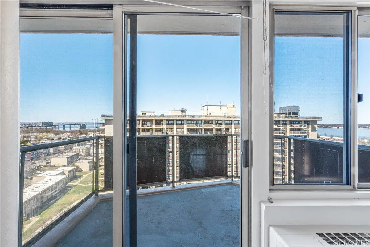 18-15 215th Street, New York, NY, 1 Bedroom Bedrooms, 3 Rooms Rooms,1 BathroomBathrooms,Residential Sale,For Rent,215th,0,980191 18-15 215th Street, New York, NY, 1 Bedroom Bedrooms, 3 Rooms Rooms,1 BathroomBathrooms,Residential Sale,For Rent,215th,0,980191