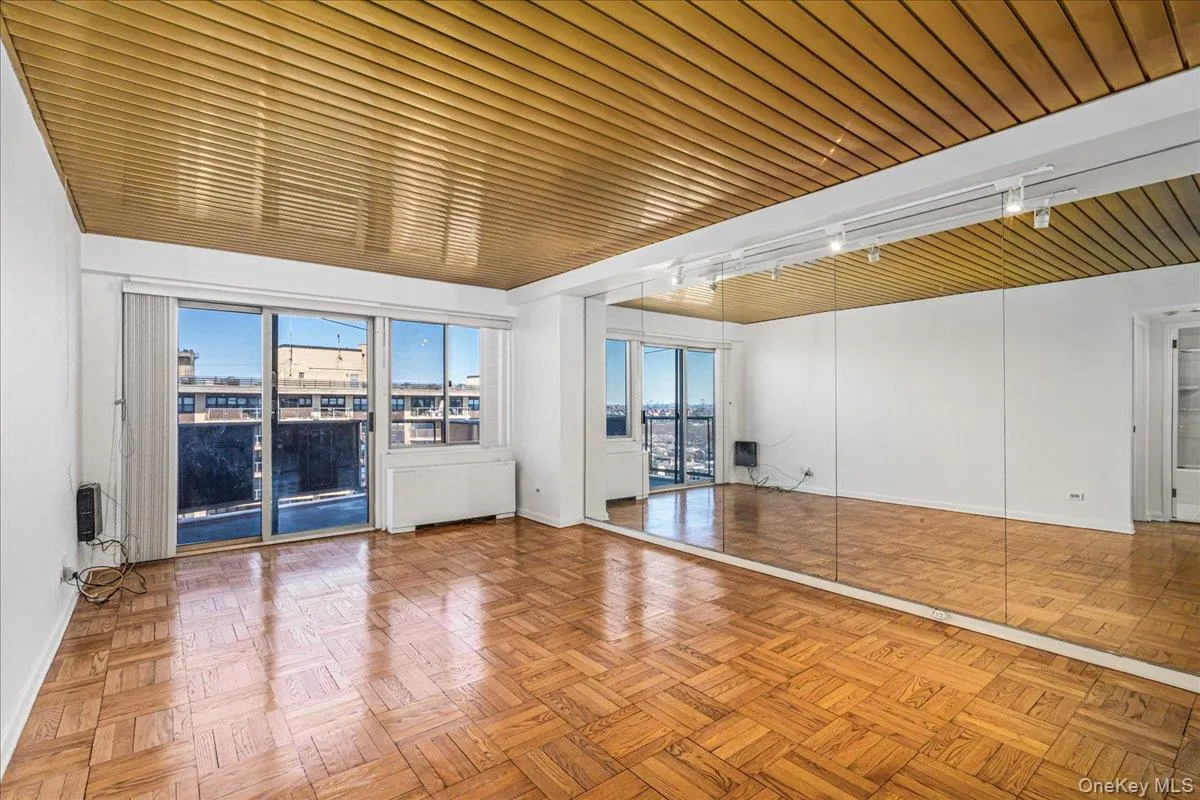 18-15 215th Street, New York, NY, 1 Bedroom Bedrooms, 3 Rooms Rooms,1 BathroomBathrooms,Residential Sale,For Rent,215th,0,980191 18-15 215th Street, New York, NY, 1 Bedroom Bedrooms, 3 Rooms Rooms,1 BathroomBathrooms,Residential Sale,For Rent,215th,0,980191