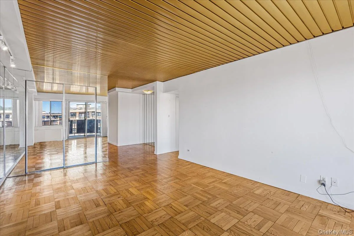 18-15 215th Street, New York, NY, 1 Bedroom Bedrooms, 3 Rooms Rooms,1 BathroomBathrooms,Residential Sale,For Rent,215th,0,980191 18-15 215th Street, New York, NY, 1 Bedroom Bedrooms, 3 Rooms Rooms,1 BathroomBathrooms,Residential Sale,For Rent,215th,0,980191