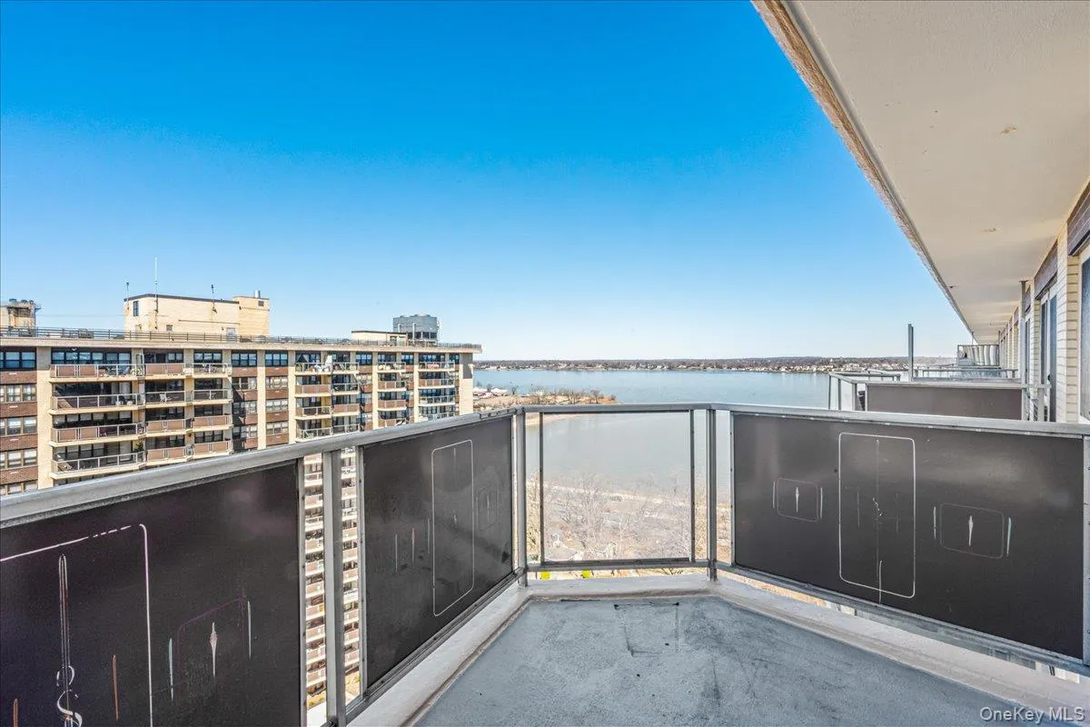 18-15 215th Street, New York, NY, 1 Bedroom Bedrooms, 3 Rooms Rooms,1 BathroomBathrooms,Residential Sale,For Rent,215th,0,980191 18-15 215th Street, New York, NY, 1 Bedroom Bedrooms, 3 Rooms Rooms,1 BathroomBathrooms,Residential Sale,For Rent,215th,0,980191