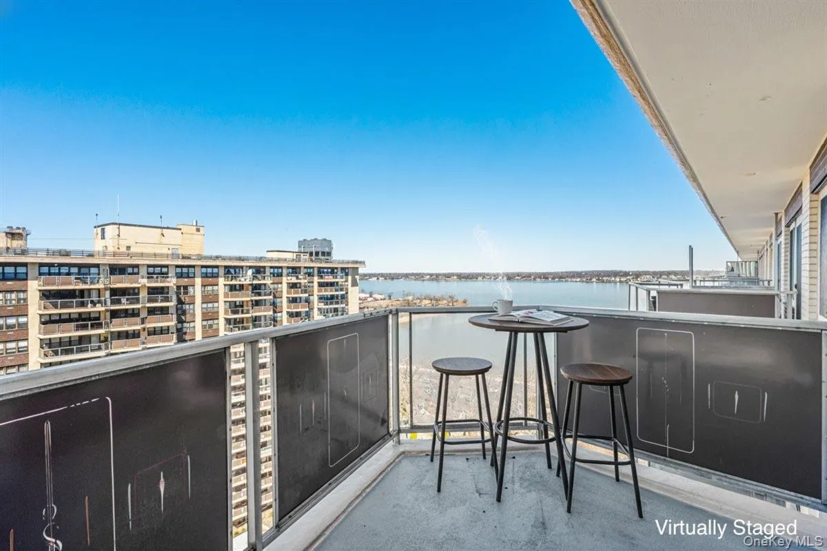 18-15 215th Street, New York, NY, 1 Bedroom Bedrooms, 3 Rooms Rooms,1 BathroomBathrooms,Residential Sale,For Rent,215th,0,980191 18-15 215th Street, New York, NY, 1 Bedroom Bedrooms, 3 Rooms Rooms,1 BathroomBathrooms,Residential Sale,For Rent,215th,0,980191