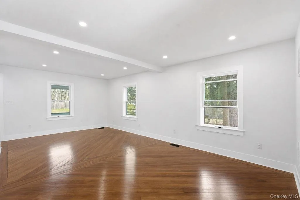 80 Swezey Street, Brookhaven, NY, 3 Bedrooms Bedrooms, 8 Rooms Rooms,2 BathroomsBathrooms,Residential,For Rent,Swezey,0,980192 80 Swezey Street, Brookhaven, NY, 3 Bedrooms Bedrooms, 8 Rooms Rooms,2 BathroomsBathrooms,Residential,For Rent,Swezey,0,980192