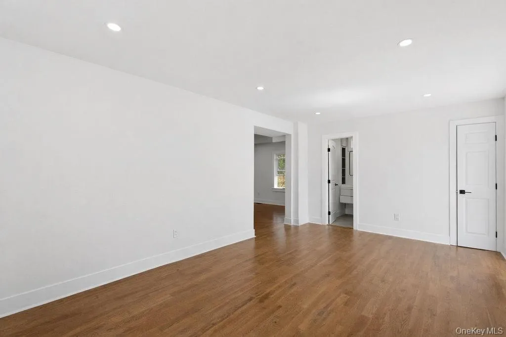 80 Swezey Street, Brookhaven, NY, 3 Bedrooms Bedrooms, 8 Rooms Rooms,2 BathroomsBathrooms,Residential,For Rent,Swezey,0,980192 80 Swezey Street, Brookhaven, NY, 3 Bedrooms Bedrooms, 8 Rooms Rooms,2 BathroomsBathrooms,Residential,For Rent,Swezey,0,980192
