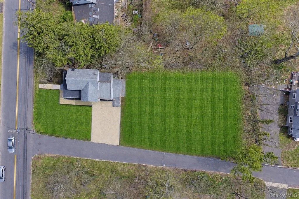 80 Swezey Street, Brookhaven, NY, 3 Bedrooms Bedrooms, 8 Rooms Rooms,2 BathroomsBathrooms,Residential,For Rent,Swezey,0,980192 80 Swezey Street, Brookhaven, NY, 3 Bedrooms Bedrooms, 8 Rooms Rooms,2 BathroomsBathrooms,Residential,For Rent,Swezey,0,980192