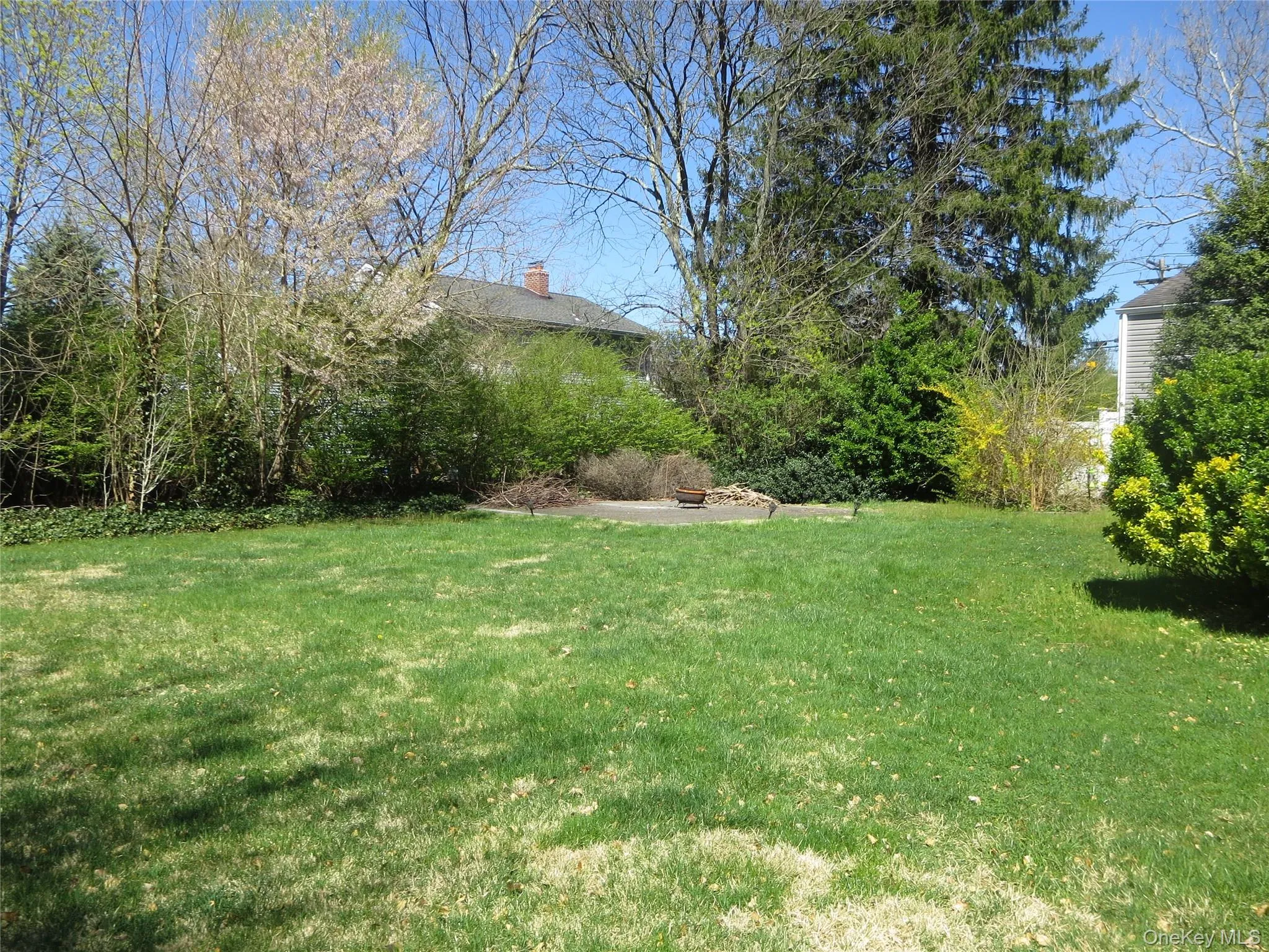 327 Town Line Road, Huntington, NY, 4 Bedrooms Bedrooms, 9 Rooms Rooms,2 BathroomsBathrooms,Residential Lease,For Rent,Town Line,0,980200 327 Town Line Road, Huntington, NY, 4 Bedrooms Bedrooms, 9 Rooms Rooms,2 BathroomsBathrooms,Residential Lease,For Rent,Town Line,0,980200