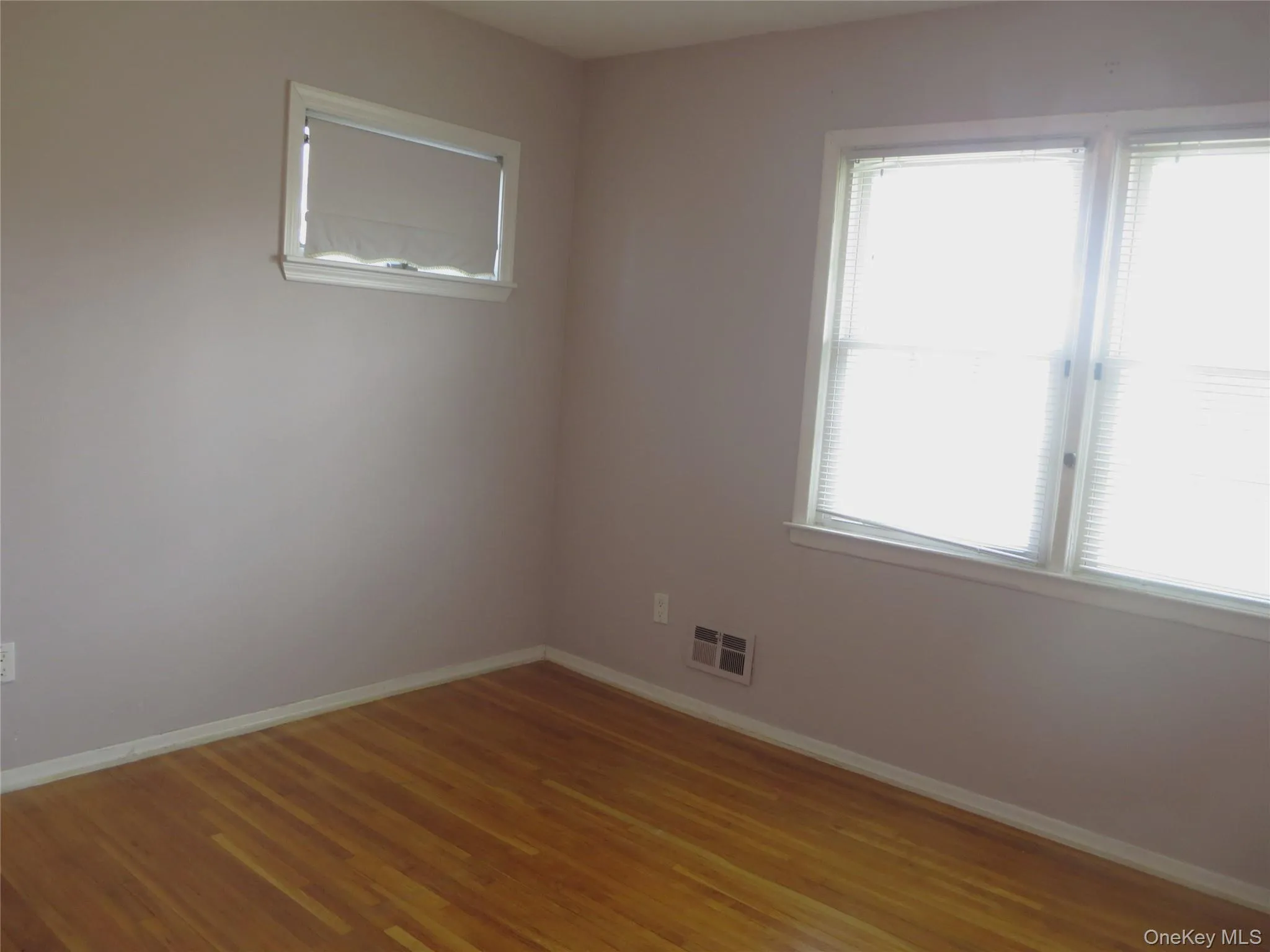327 Town Line Road, Huntington, NY, 4 Bedrooms Bedrooms, 9 Rooms Rooms,2 BathroomsBathrooms,Residential Lease,For Rent,Town Line,0,980200 327 Town Line Road, Huntington, NY, 4 Bedrooms Bedrooms, 9 Rooms Rooms,2 BathroomsBathrooms,Residential Lease,For Rent,Town Line,0,980200