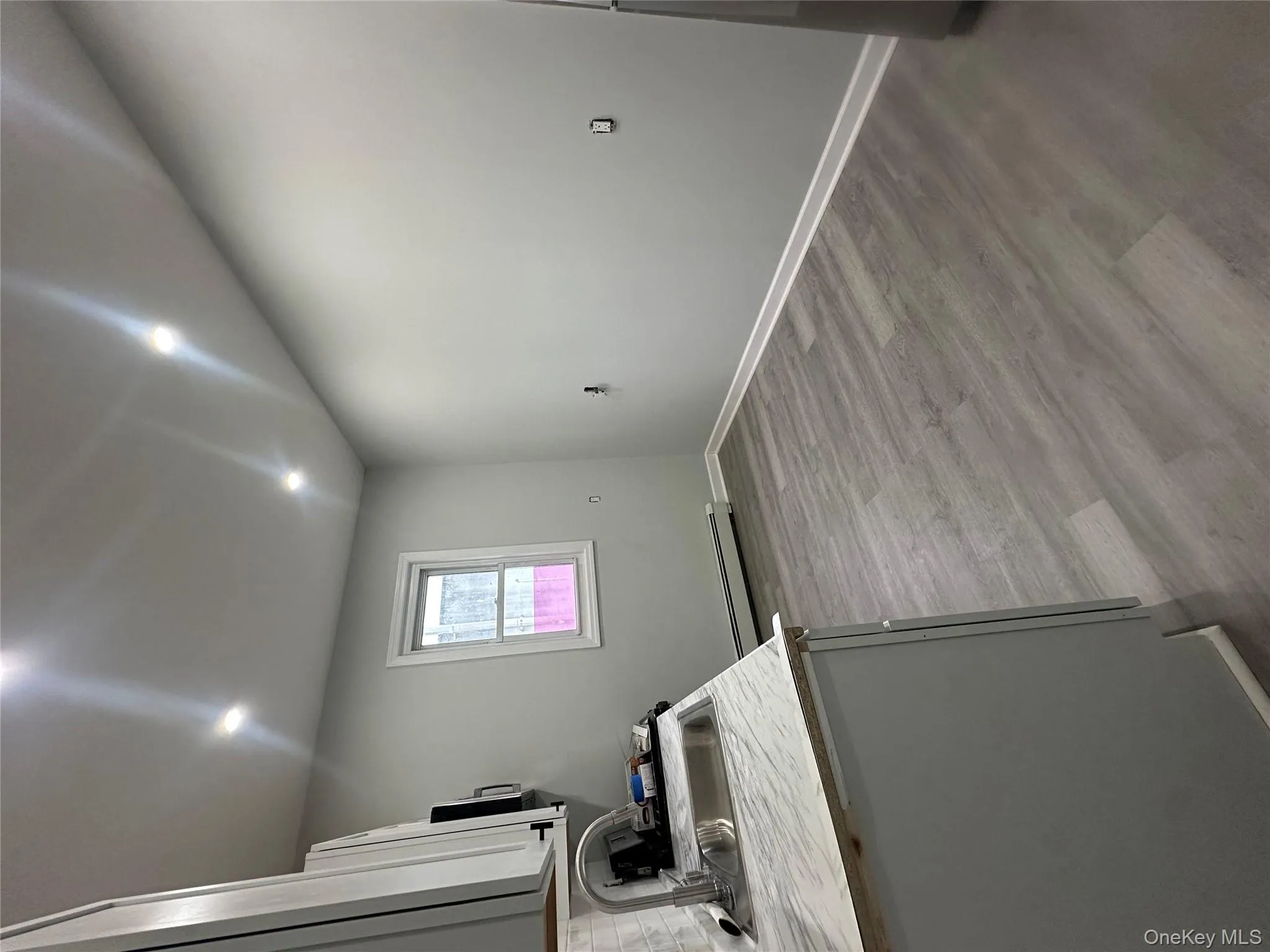 1761 New York Avenue, Huntington, NY, 1 Bedroom Bedrooms, 4 Rooms Rooms,1 BathroomBathrooms,Residential Lease,For Rent,New York,0,980220 1761 New York Avenue, Huntington, NY, 1 Bedroom Bedrooms, 4 Rooms Rooms,1 BathroomBathrooms,Residential Lease,For Rent,New York,0,980220