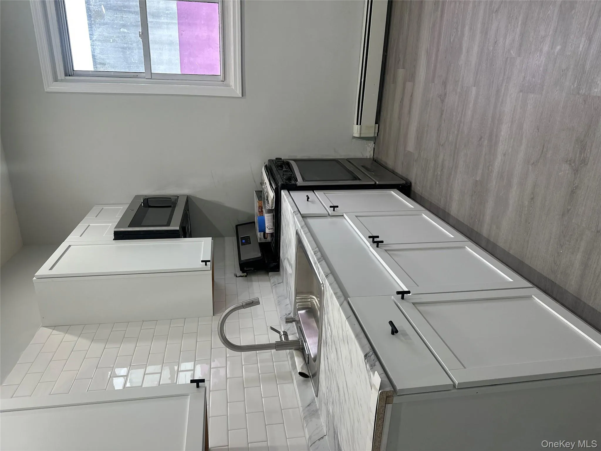 1761 New York Avenue, Huntington, NY, 1 Bedroom Bedrooms, 4 Rooms Rooms,1 BathroomBathrooms,Residential Lease,For Rent,New York,0,980220 1761 New York Avenue, Huntington, NY, 1 Bedroom Bedrooms, 4 Rooms Rooms,1 BathroomBathrooms,Residential Lease,For Rent,New York,0,980220