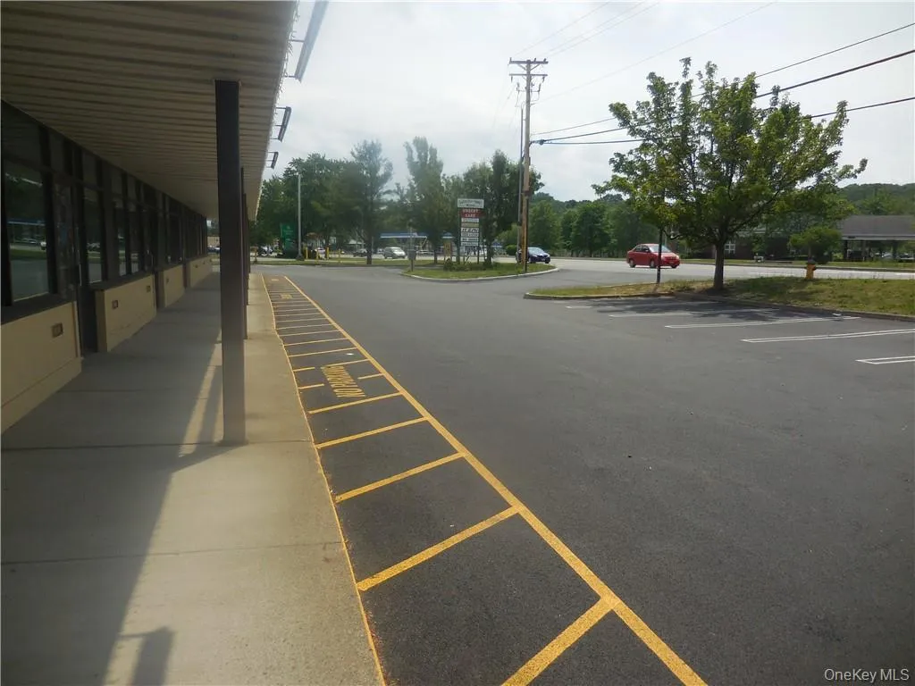 1418 Route 300, Newburgh (town), NY, ,Commercial Lease,For Rent,Route 300,0,980228 1418 Route 300, Newburgh (town), NY, ,Commercial Lease,For Rent,Route 300,0,980228