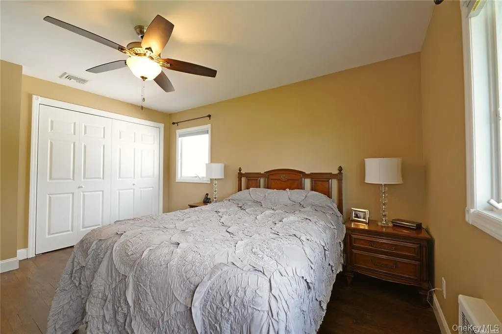 3918 Berger Avenue, Hempstead, NY, 3 Bedrooms Bedrooms, 8 Rooms Rooms,2 BathroomsBathrooms,Residential Lease,For Rent,Berger,0,980257 3918 Berger Avenue, Hempstead, NY, 3 Bedrooms Bedrooms, 8 Rooms Rooms,2 BathroomsBathrooms,Residential Lease,For Rent,Berger,0,980257