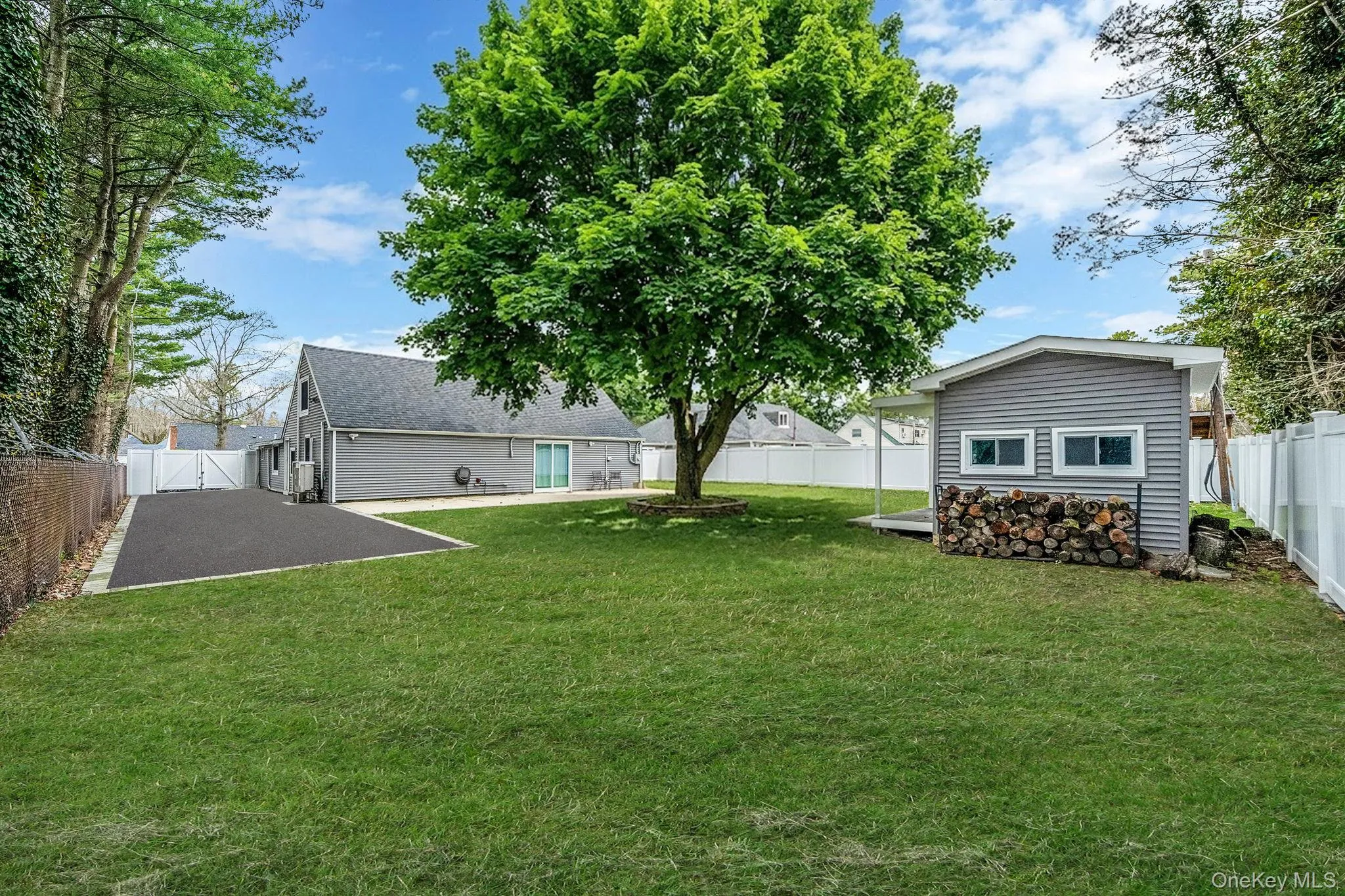157 Serpentine Lane, Islip, NY, 3 Bedrooms Bedrooms, 10 Rooms Rooms,3 BathroomsBathrooms,Residential,For Rent,Serpentine,0,980272 157 Serpentine Lane, Islip, NY, 3 Bedrooms Bedrooms, 10 Rooms Rooms,3 BathroomsBathrooms,Residential,For Rent,Serpentine,0,980272