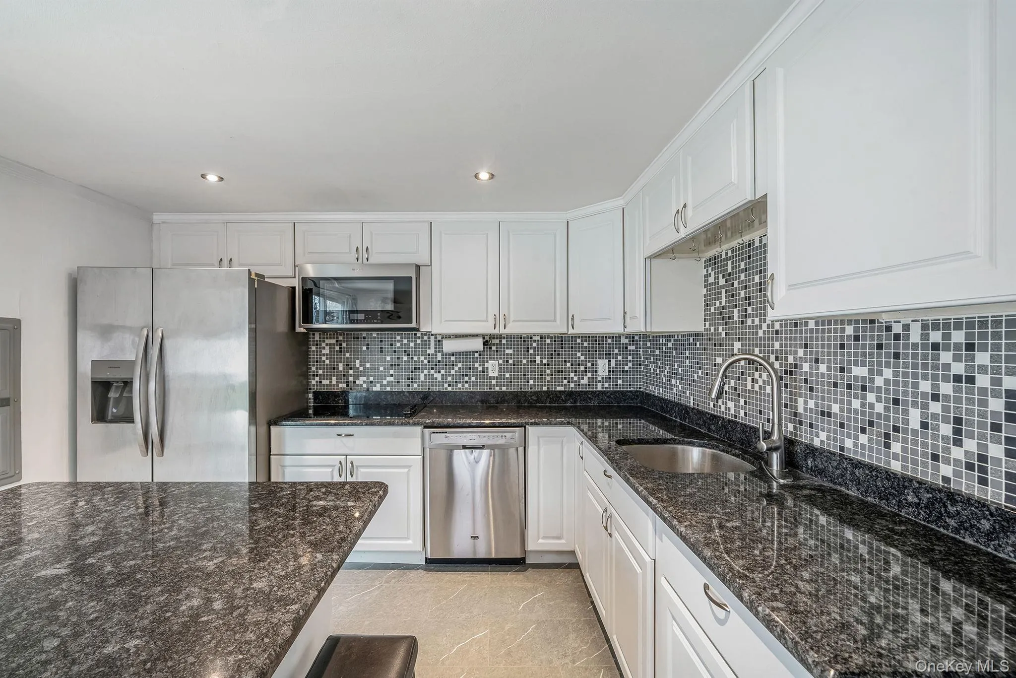 157 Serpentine Lane, Islip, NY, 3 Bedrooms Bedrooms, 10 Rooms Rooms,3 BathroomsBathrooms,Residential,For Rent,Serpentine,0,980272 157 Serpentine Lane, Islip, NY, 3 Bedrooms Bedrooms, 10 Rooms Rooms,3 BathroomsBathrooms,Residential,For Rent,Serpentine,0,980272