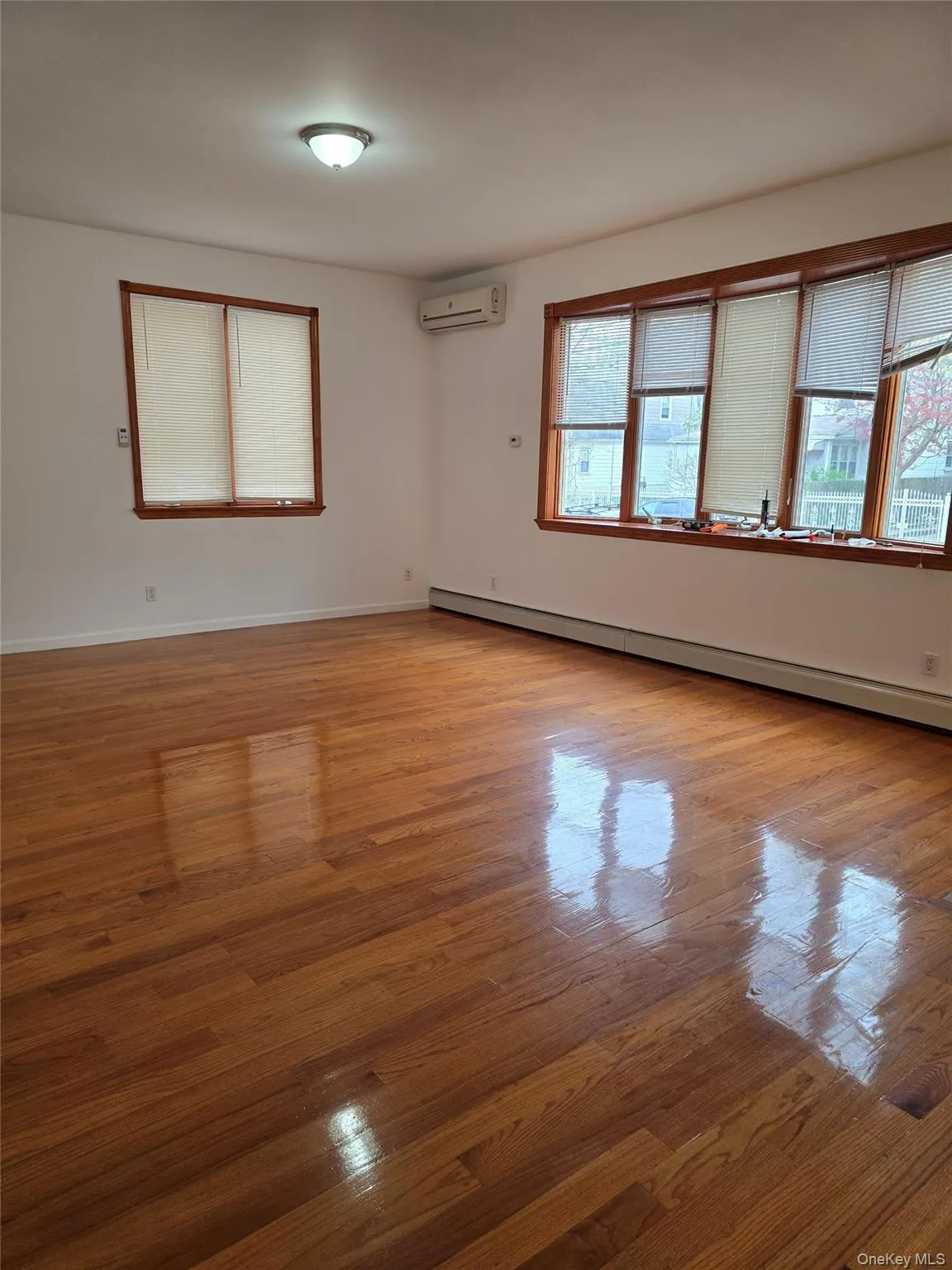 147-30 Cherry Avenue, New York, NY, 3 Bedrooms Bedrooms, 6 Rooms Rooms,2 BathroomsBathrooms,Residential Lease,For Rent,Cherry,0,980279 147-30 Cherry Avenue, New York, NY, 3 Bedrooms Bedrooms, 6 Rooms Rooms,2 BathroomsBathrooms,Residential Lease,For Rent,Cherry,0,980279