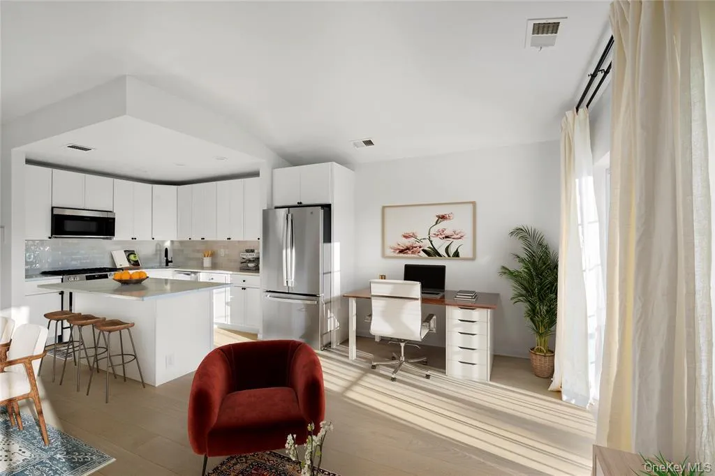 3-17 Endeavor Place, New York, NY, 3 Bedrooms Bedrooms, 9 Rooms Rooms,2 BathroomsBathrooms,Residential,For Rent,Endeavor,0,980281 3-17 Endeavor Place, New York, NY, 3 Bedrooms Bedrooms, 9 Rooms Rooms,2 BathroomsBathrooms,Residential,For Rent,Endeavor,0,980281