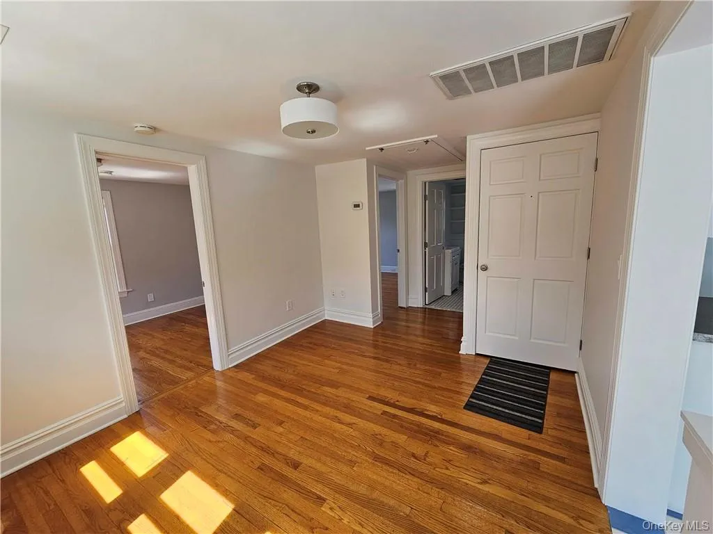 Living Room Facing Entrance Living Room Facing Entrance