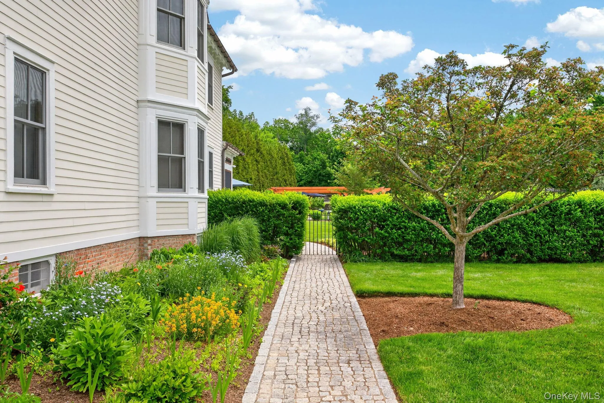 Walkway Walkway