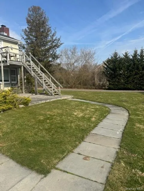 323 Mill Road, Southampton, NY, 1 Bedroom Bedrooms, 4 Rooms Rooms,1 BathroomBathrooms,Residential Lease,For Rent,Mill,0,980337 323 Mill Road, Southampton, NY, 1 Bedroom Bedrooms, 4 Rooms Rooms,1 BathroomBathrooms,Residential Lease,For Rent,Mill,0,980337
