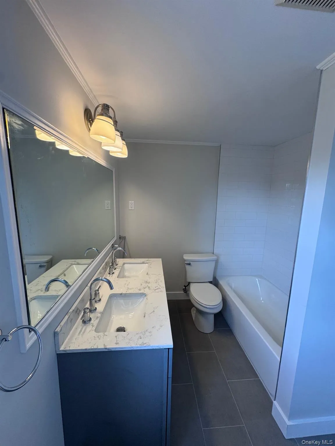 323 Mill Road, Southampton, NY, 1 Bedroom Bedrooms, 4 Rooms Rooms,1 BathroomBathrooms,Residential Lease,For Rent,Mill,0,980337 323 Mill Road, Southampton, NY, 1 Bedroom Bedrooms, 4 Rooms Rooms,1 BathroomBathrooms,Residential Lease,For Rent,Mill,0,980337